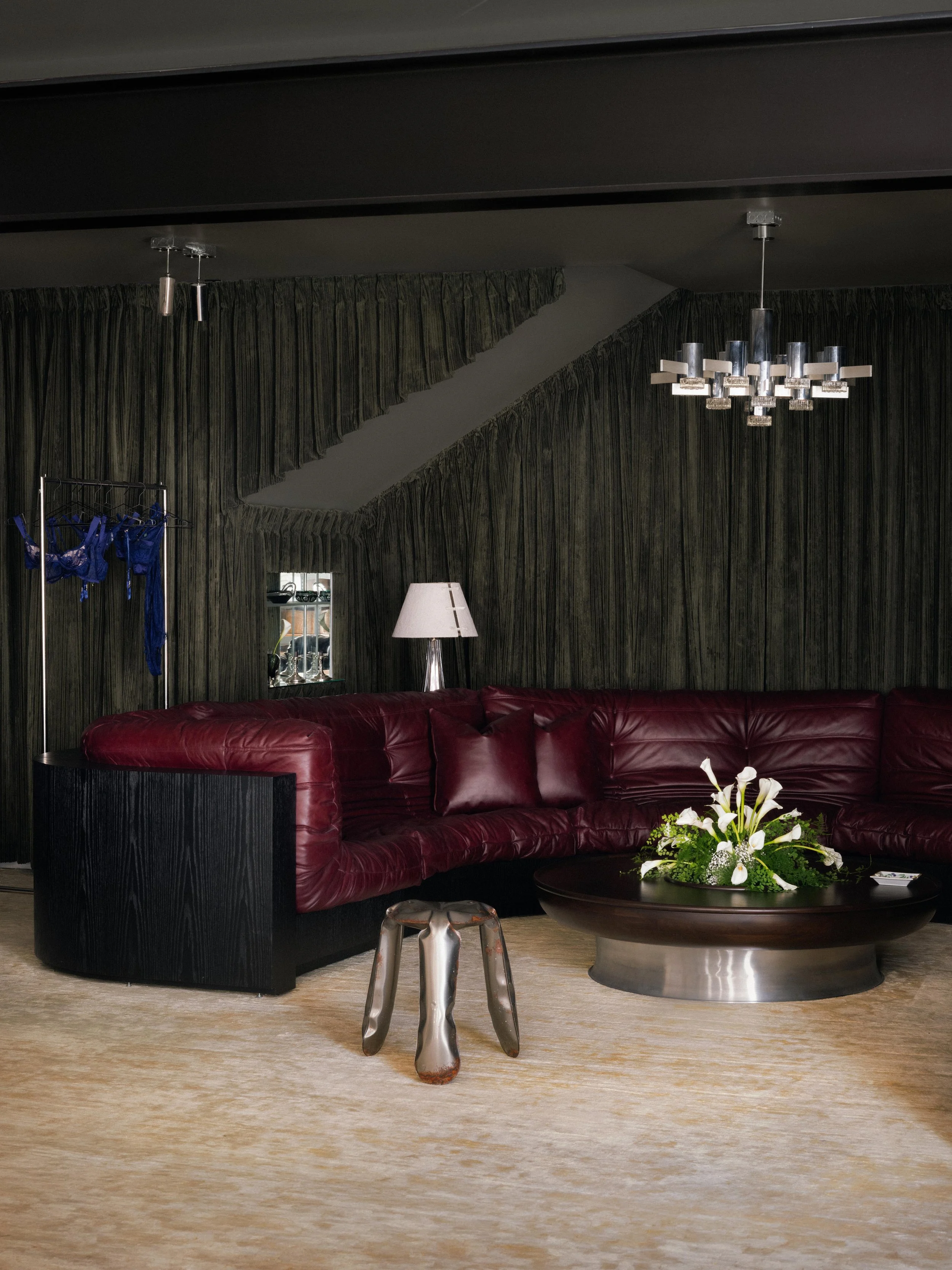 EC-KKD-SYRN-Showroom-02.jpg
