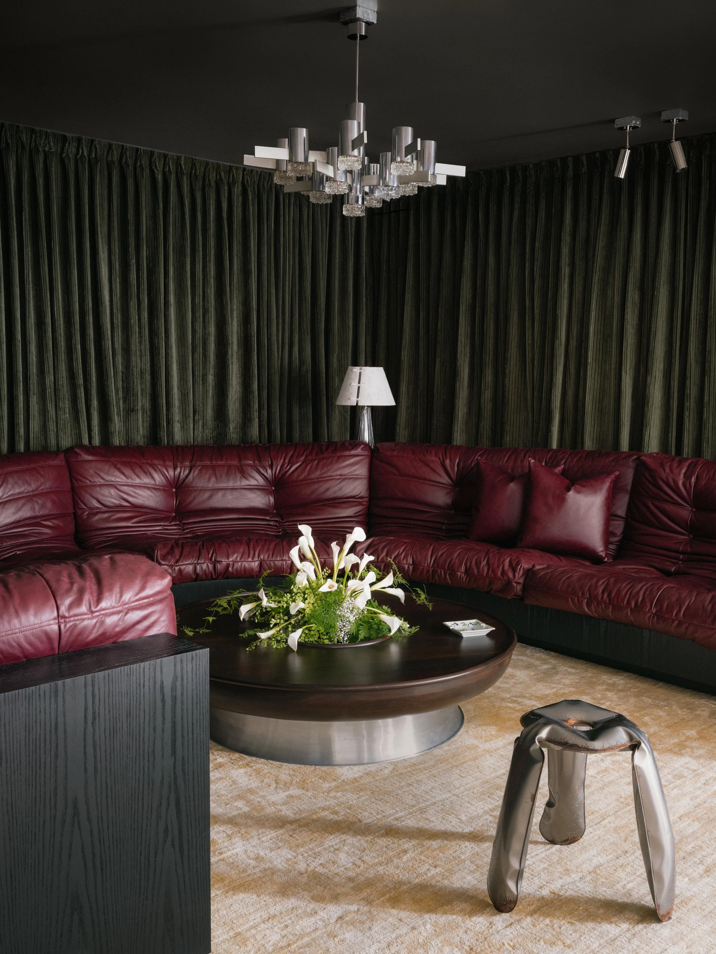 EC-KKD-SYRN-Showroom-03.jpg