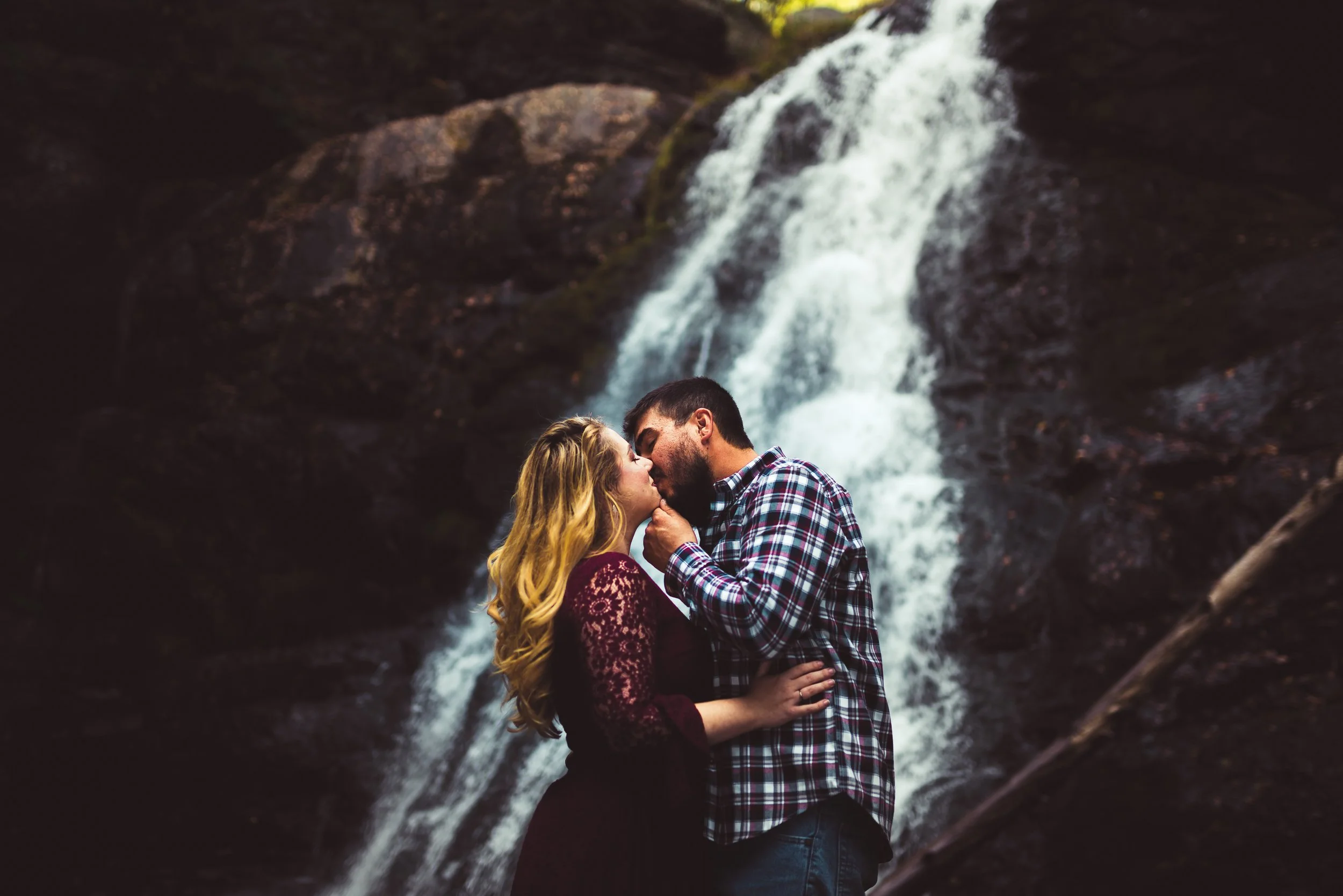 Wedding+photography+-NJ+Waterfall+engagement+session.jpg