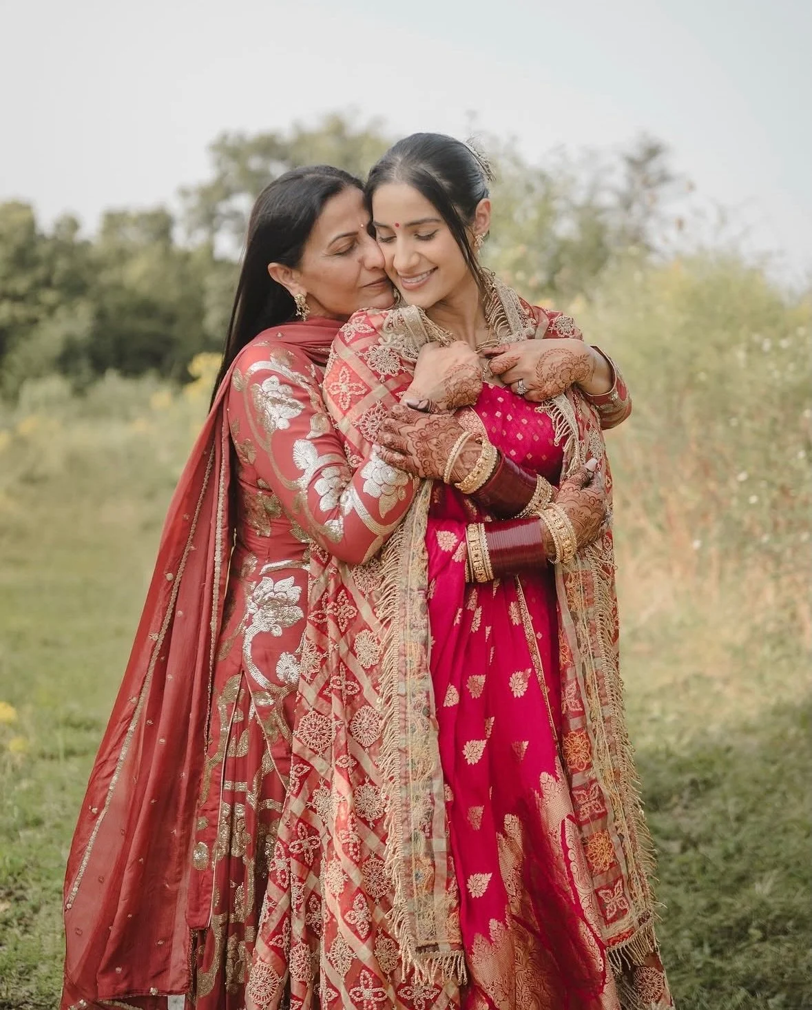 Some things never go out of style, like a mother&rsquo;s love and the memories stitched into her wedding outfit.

Photos @bangastudios
Video @avpstudiosca
Henna @hennabydivya