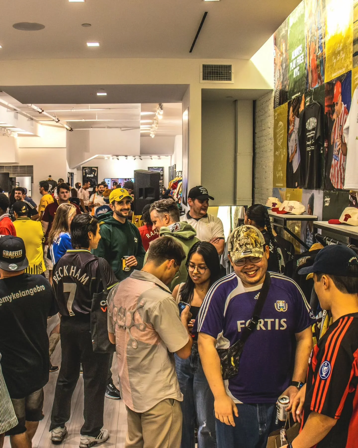 It was an absolute blast at the @saturdaysfootball store opening in SoHo last week! So many fire shirts on display and even more fantastic people at the function!

We definitely have to make a return 🔥