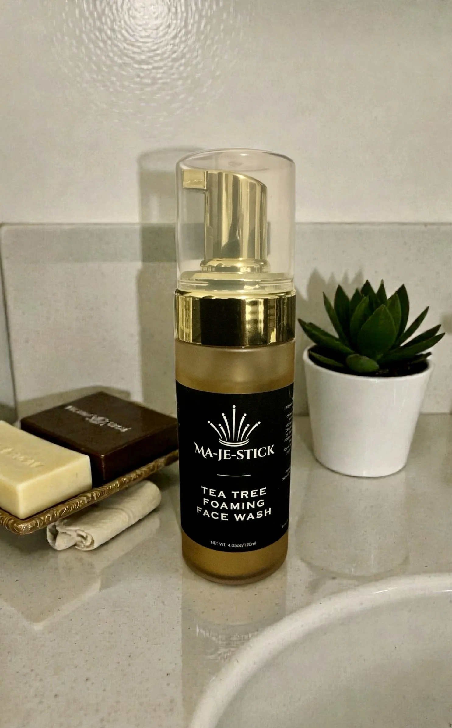 Tea Tree Face Wash.jpg