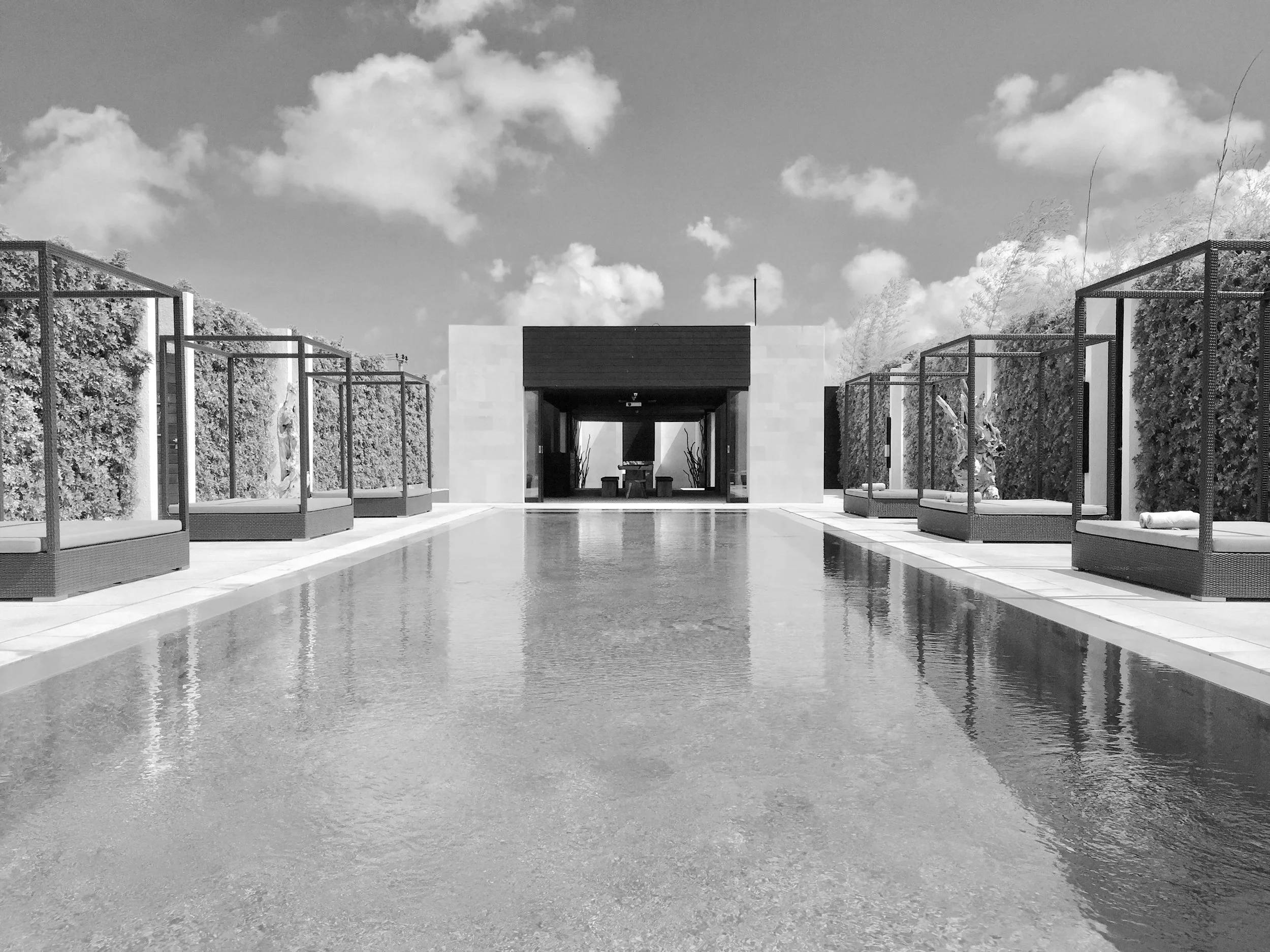 2016 - HOTEL EQUILIBRIA - BALI