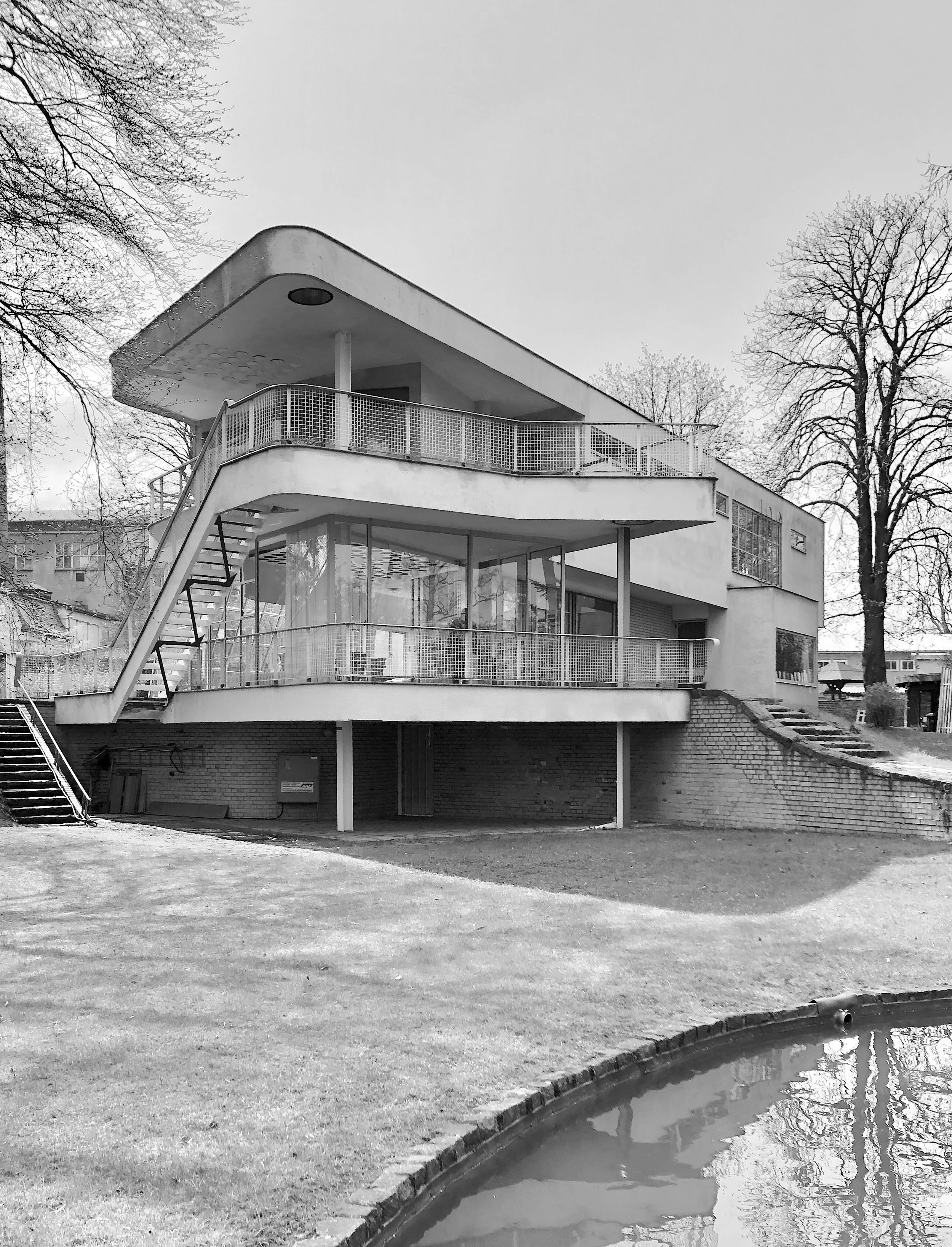 1933 - HAUS SCHMINKE - HANS SCHAROUN - LÖBAU