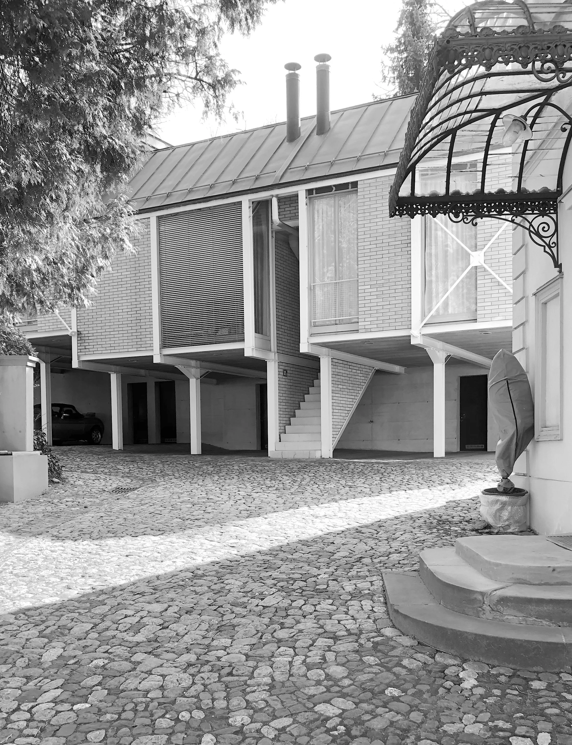 1981 - SCHANZENGASSE - PIERRE ZOELLY - ZÜRICH