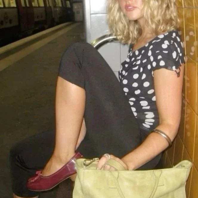 Are You Internet Girl?