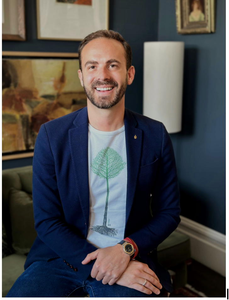 Alvaro Illan Fernandez, Trustee
