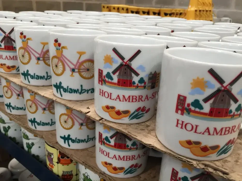 Caneca porcelana decorada (3).webp
