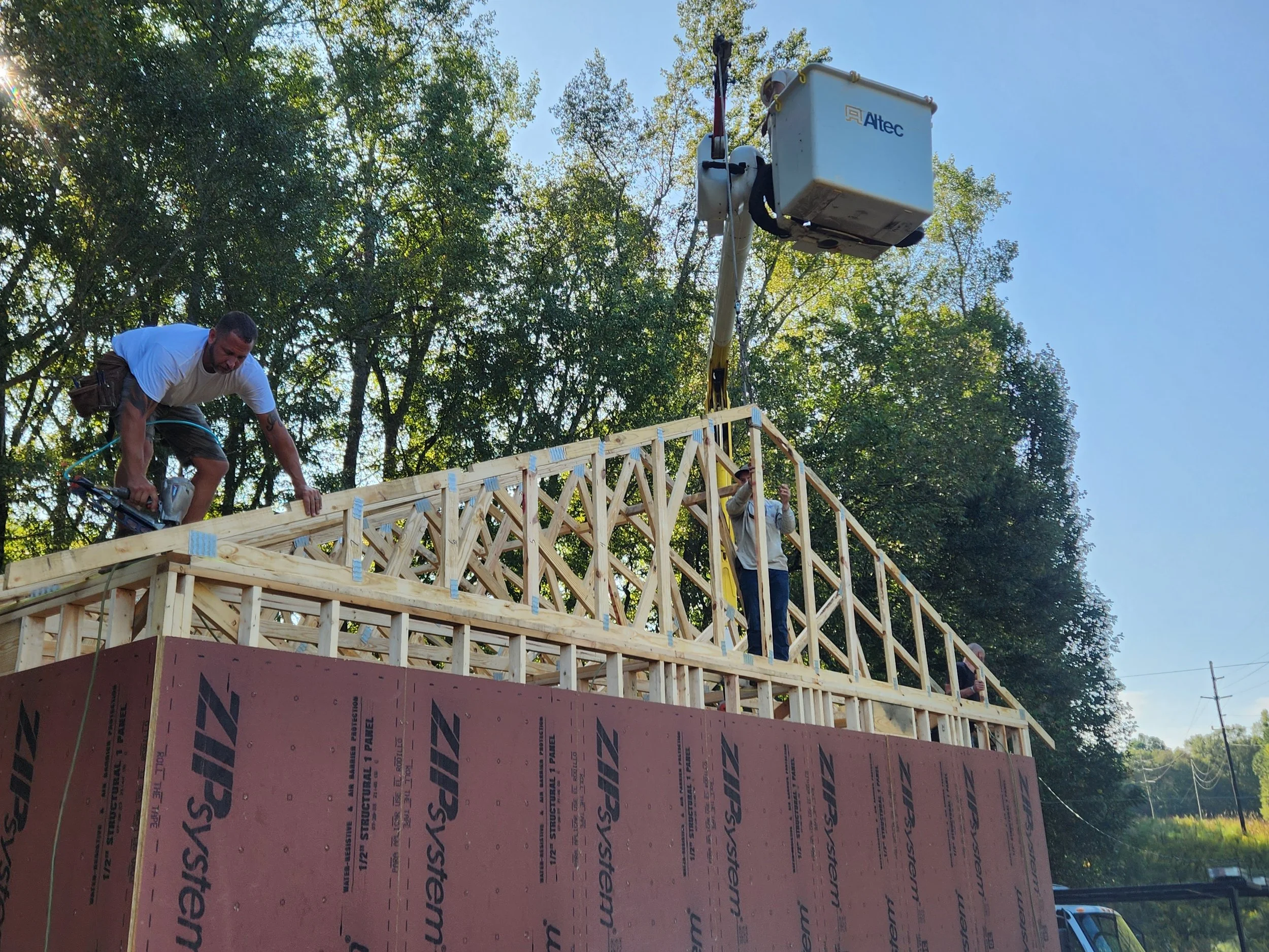 Sept 29 2023 trusses 4.jpg