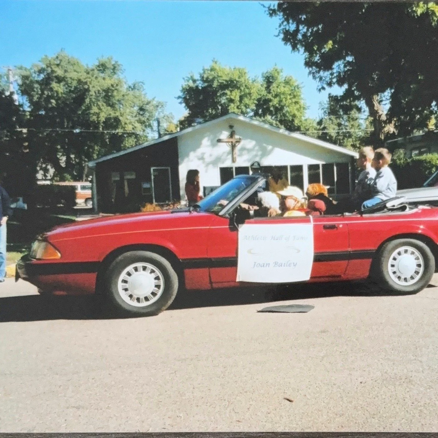 ✨THROWBACK THURSDAY: HOMECOMING EDITION 🏈
With Homecoming week right around the corner, we are throwing it back to some of our St. T&rsquo;s Homecoming memories! Swipe through to see how far the Newman Center has come! 📸

These memories are part of