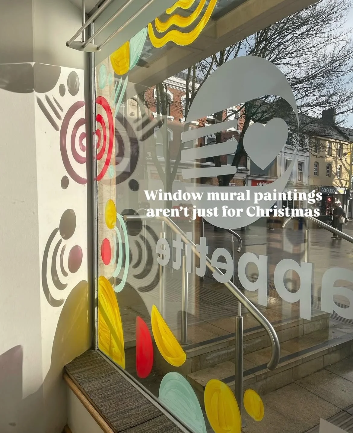 Window M U R A L paintings aren&rsquo;t just for Christmas but all year round 🎄🪩

They&rsquo;re a fun, eye catching way to brighten your shopfront all year round 🙌🏼

From spring florals to summer themes, special events or simple branding, window 