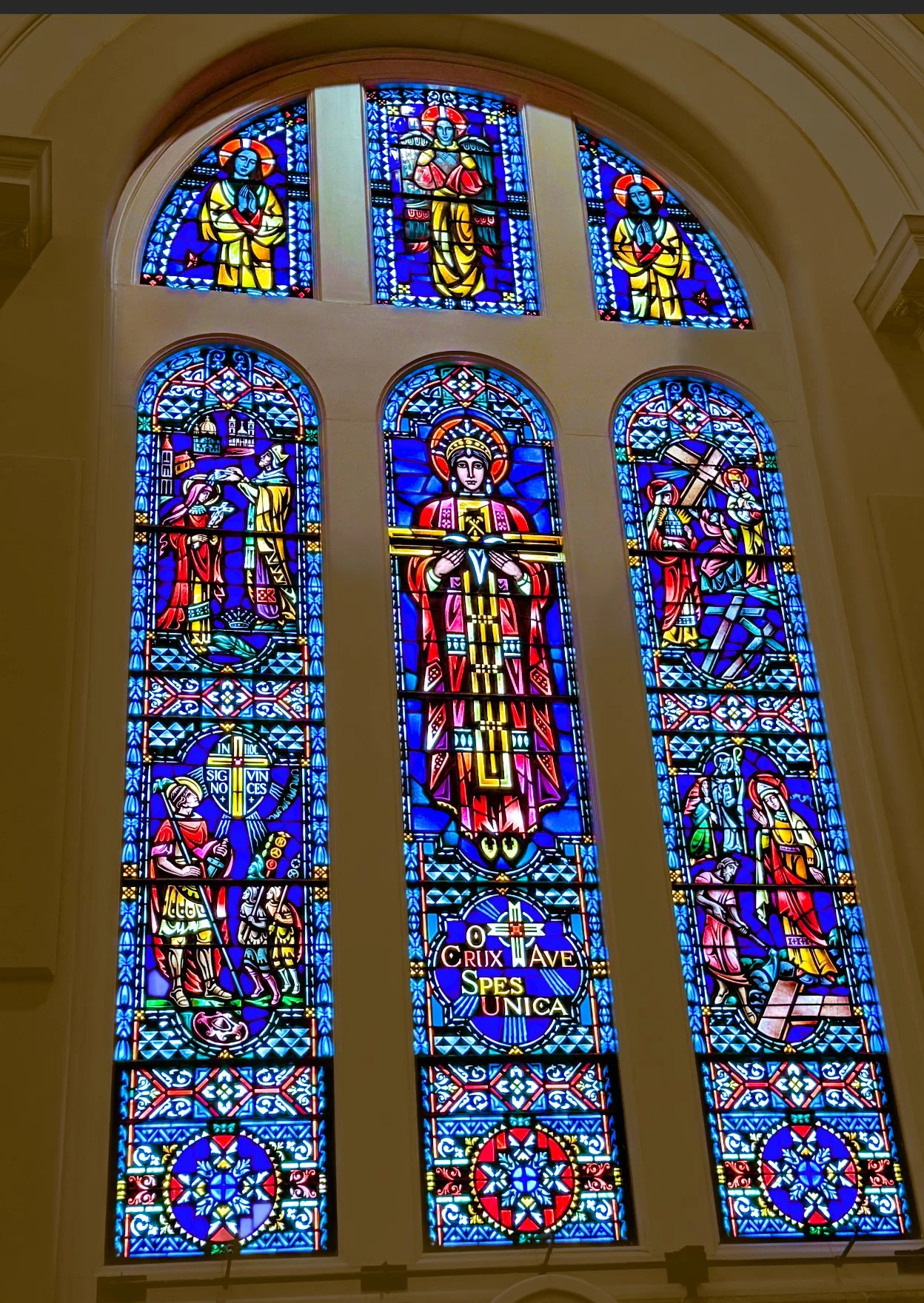 Monday Morning Catholic: Holy Cross
