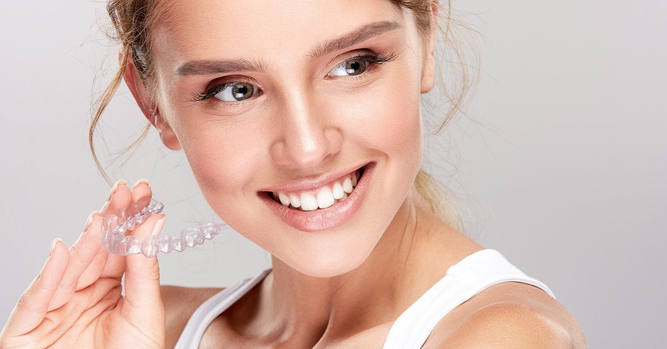 Agenda tu hora a través de nuestra página web https://www.drfelipeortodoncia.com 🦷
.
.
.
#invisalign #smile #hotelmarriott #dentista #ortodonciainvisible #lascondes #teeth #dental #orthodontist #onedent #teethwhitening #cosmeticdenti
