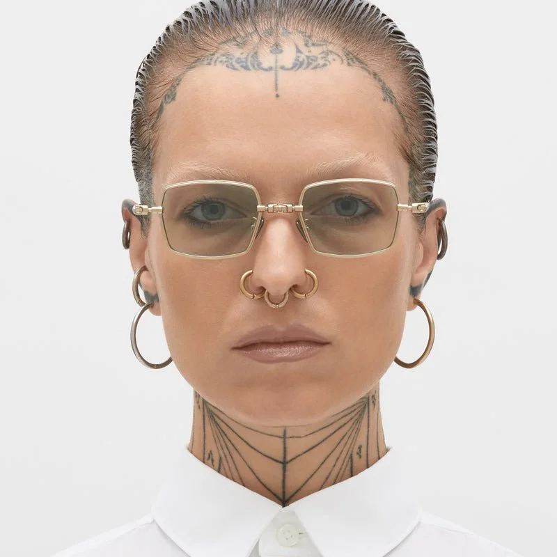 H69-LG-MODEL.jpg