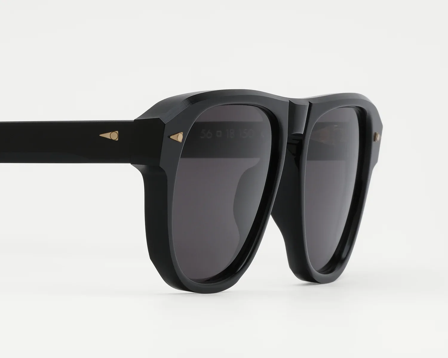 dee58cdb039c--AHLEM-FW26-CARPENTIER-SUN-Black-03-c22e28_1500x_crop_center.jpg.webp