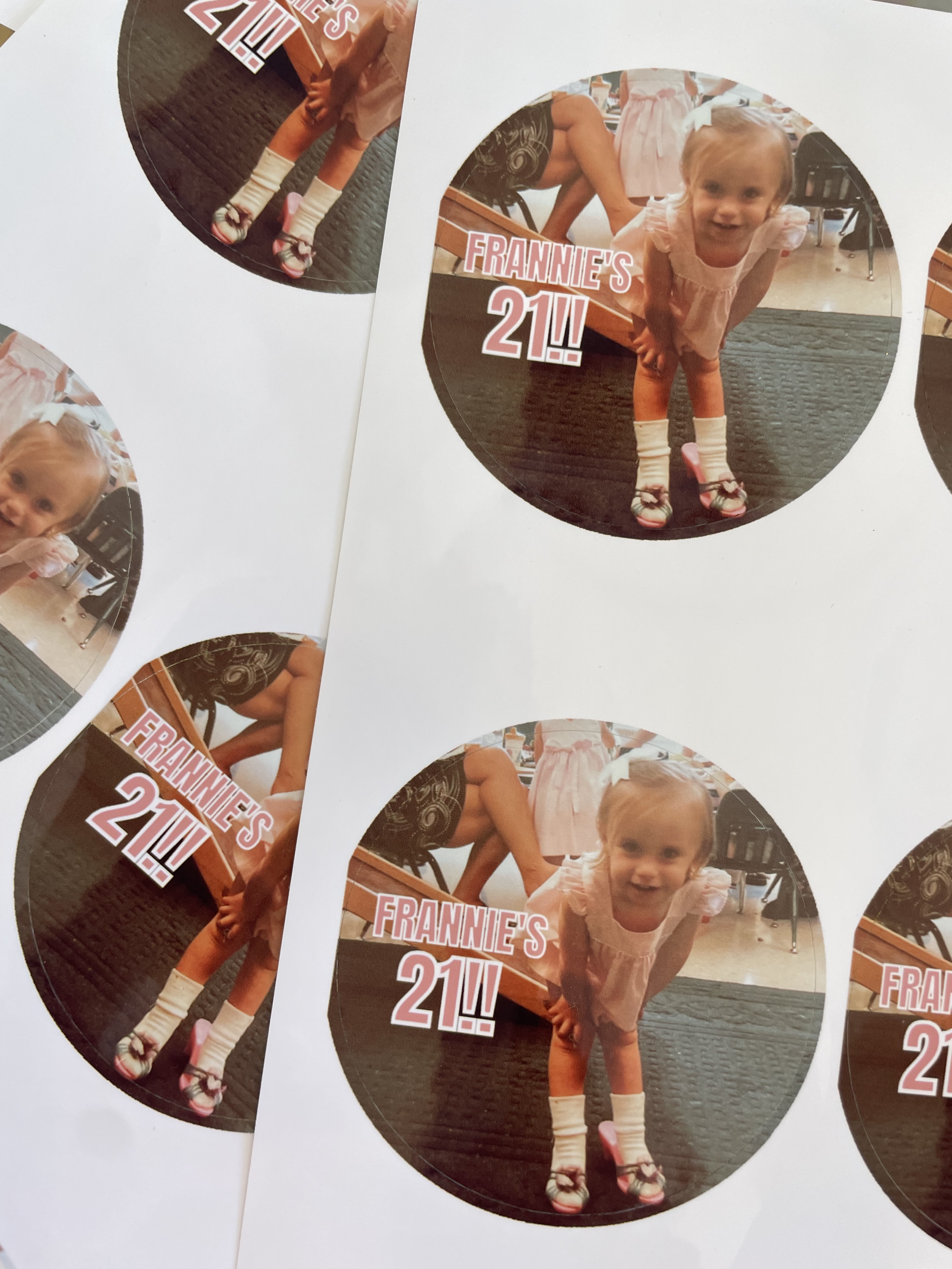Circle / Square Stickers