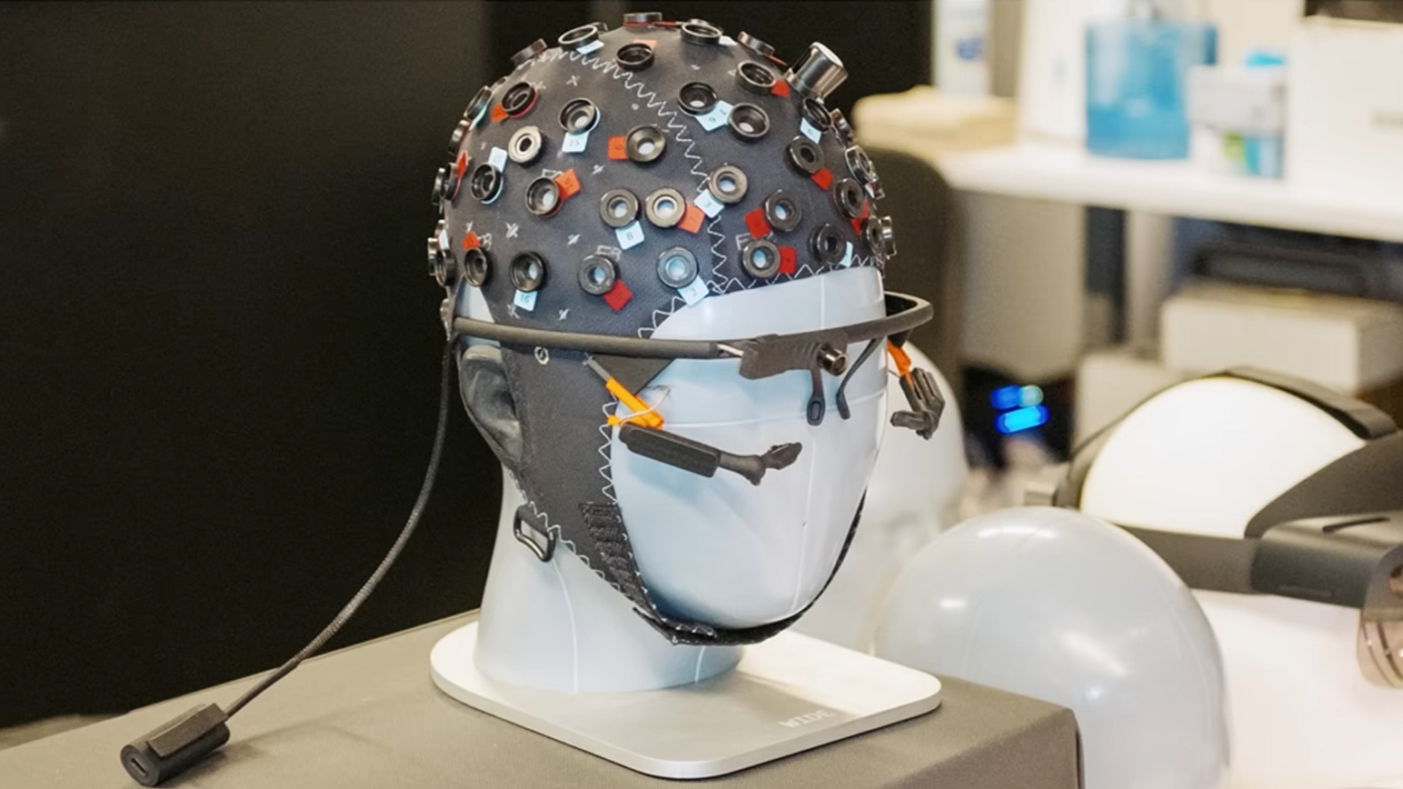 Microsoft Human Factors Lab, AI Development