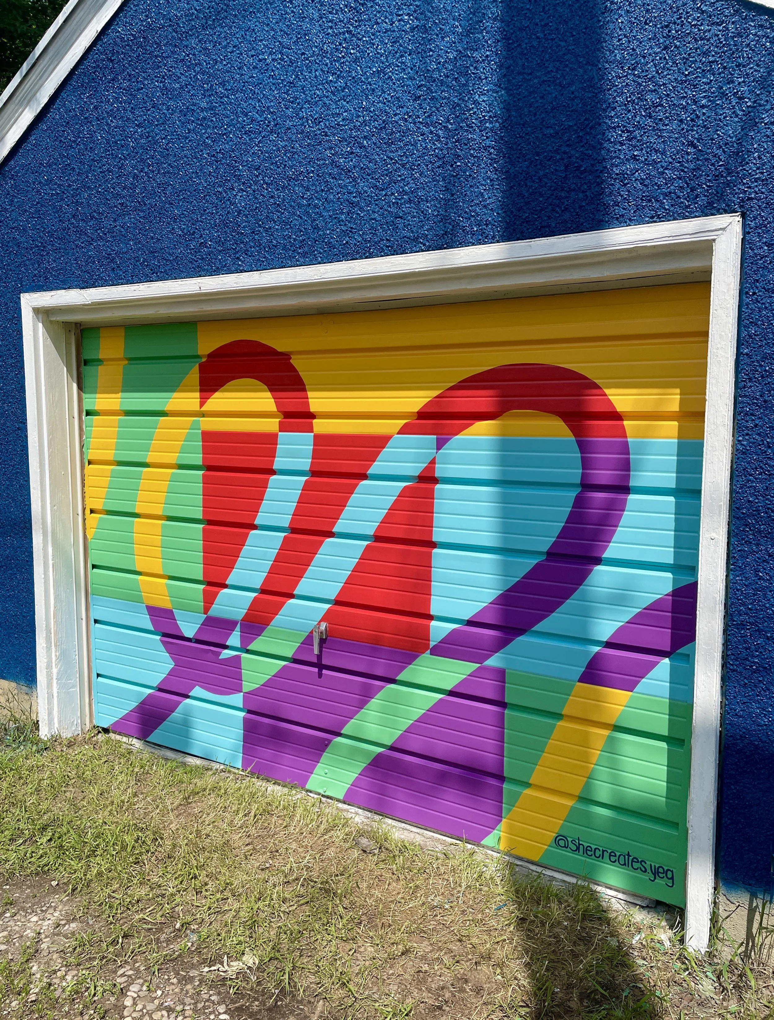 Garage Door Squiggle