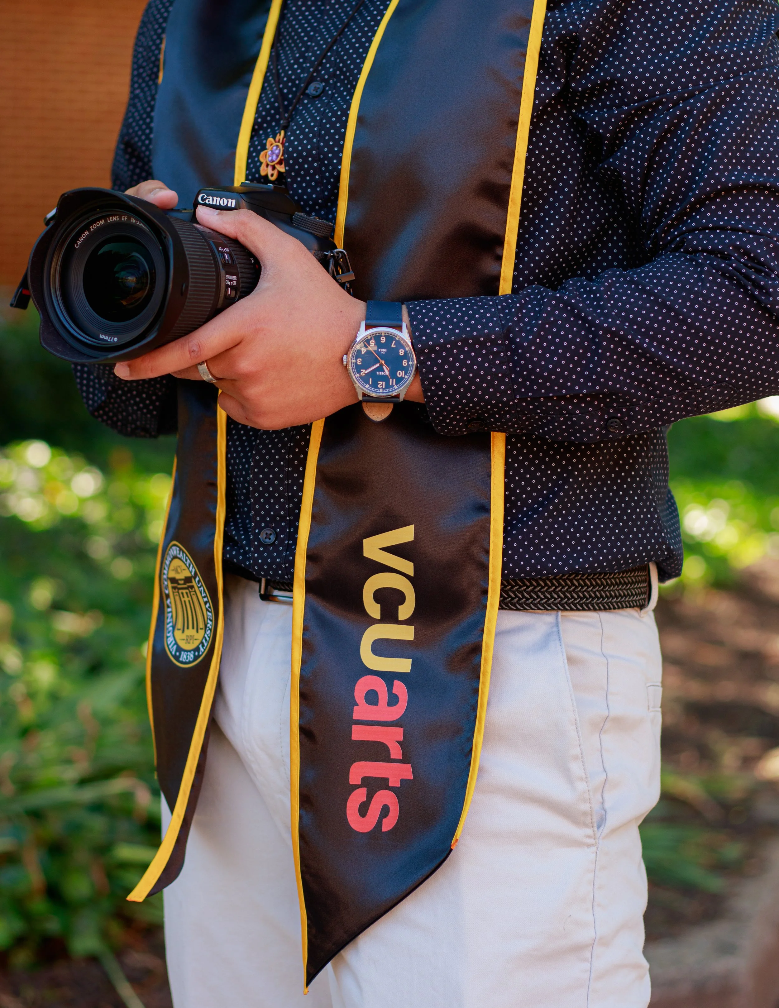 EA grad 25'_camera hold_HayleyConnell-5.jpg