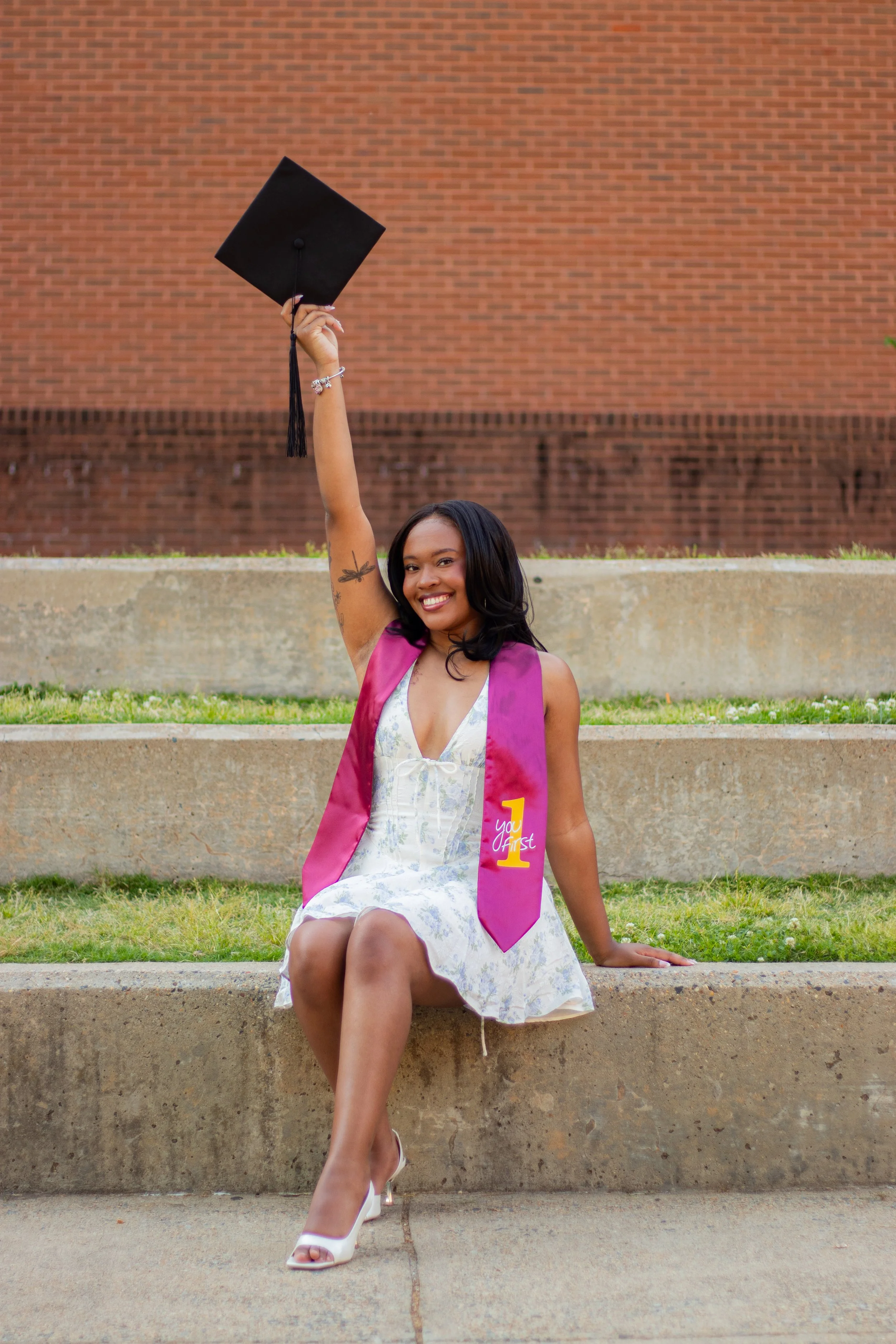 SG grad 26'_grass steps_Hayley Connell.jpg