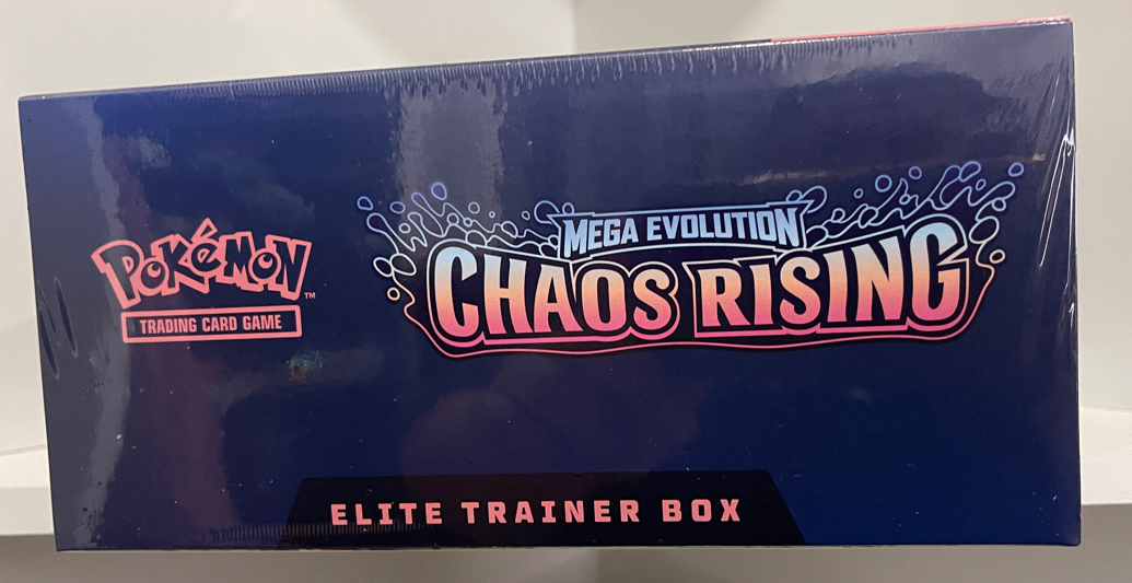 Pokémon Mega Evolution Chaos Rising Elite Trainer Box - Top.PNG