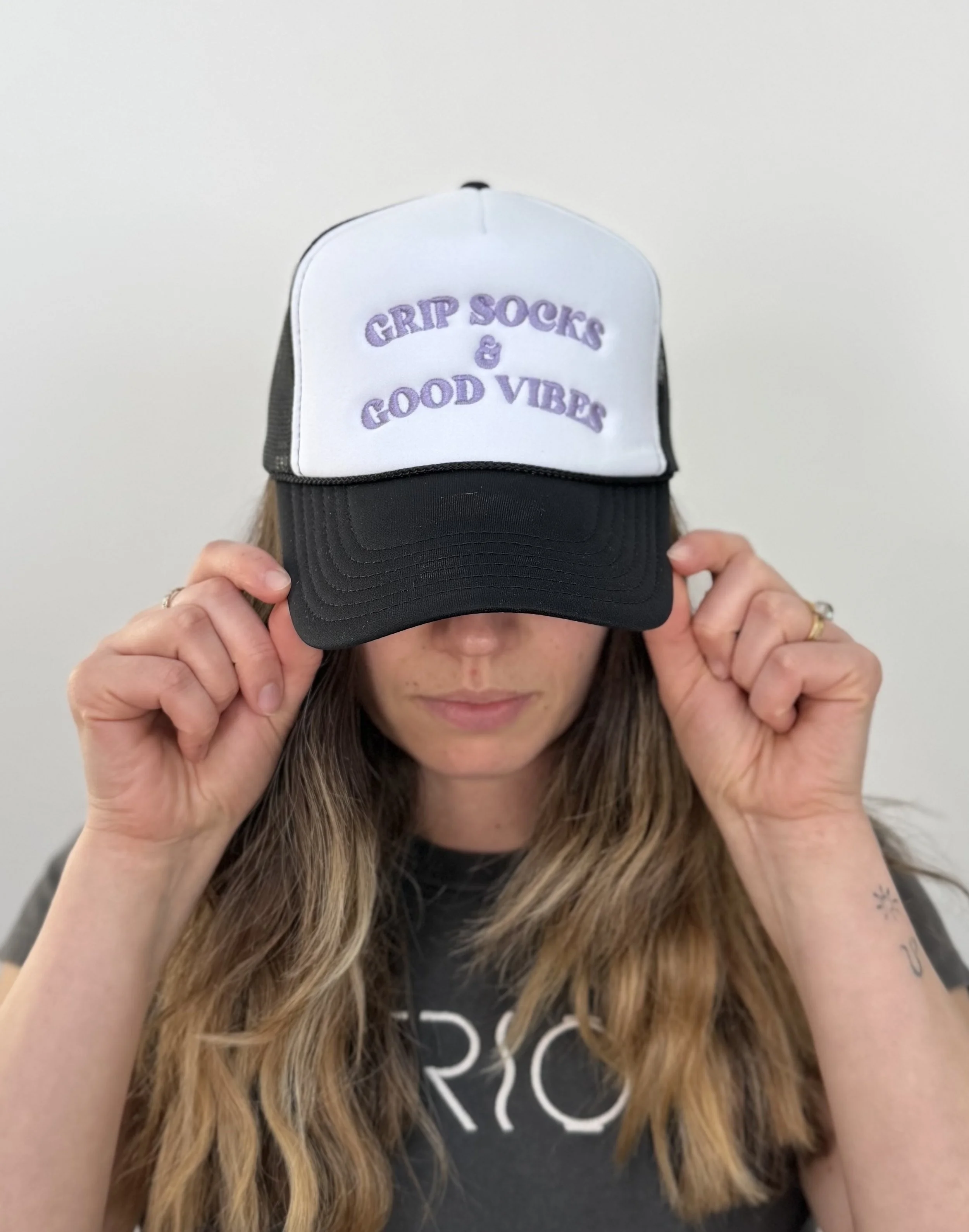 Grip Sock & Good Vibes Trucker Hat