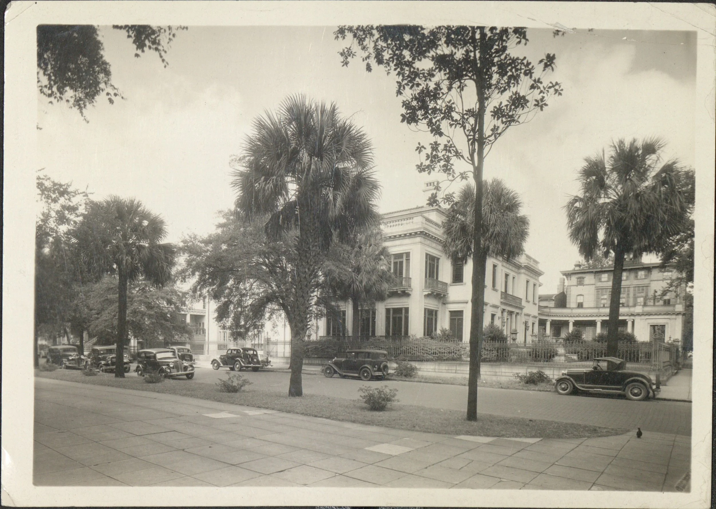 Armstrong Junior College c.1940. Courtesy of the Georgia Historical Society, GHS 1360-PH-03-24-01