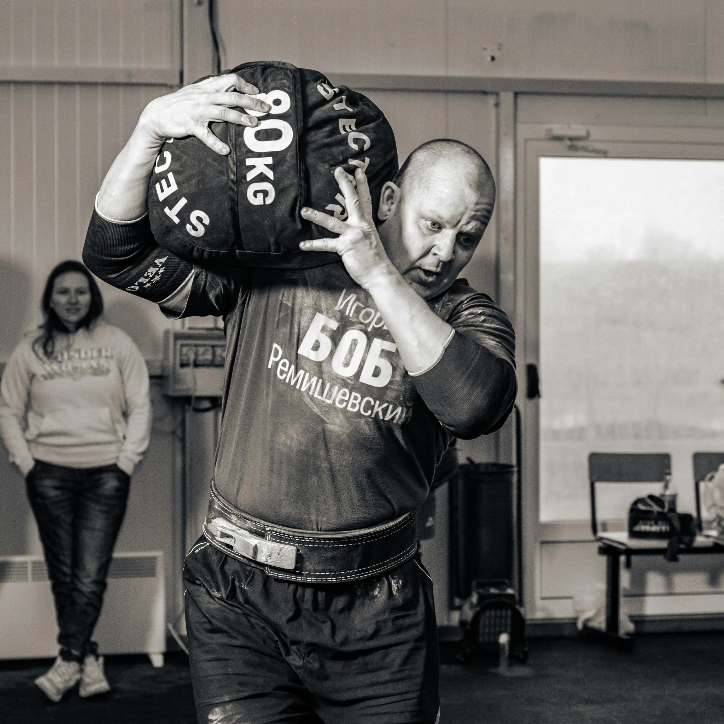 Why Sandbag Training is the Ultimate Cure for "Gym-Only" Strength
