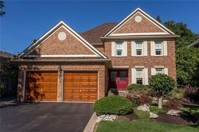 SOLD (Represented Buyer) – Oakville Iroquois Ridge North I Detached
