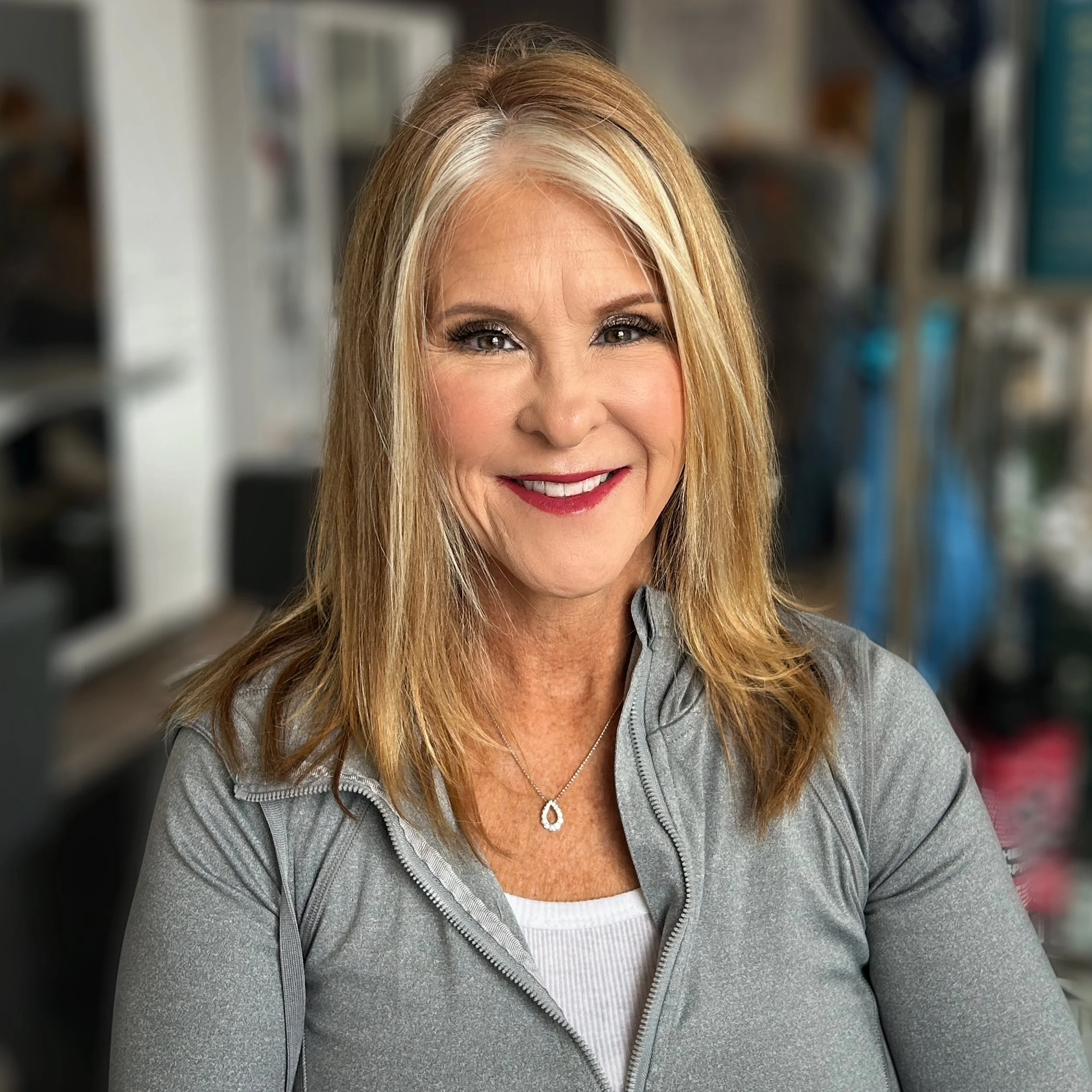 12:2makeupportfolio_02-12-2024-15-53-48 3.jpeg