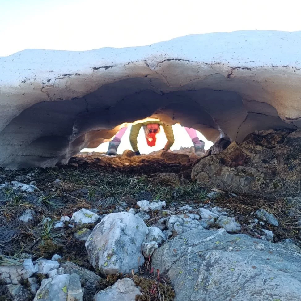 Out of office
Into mountains