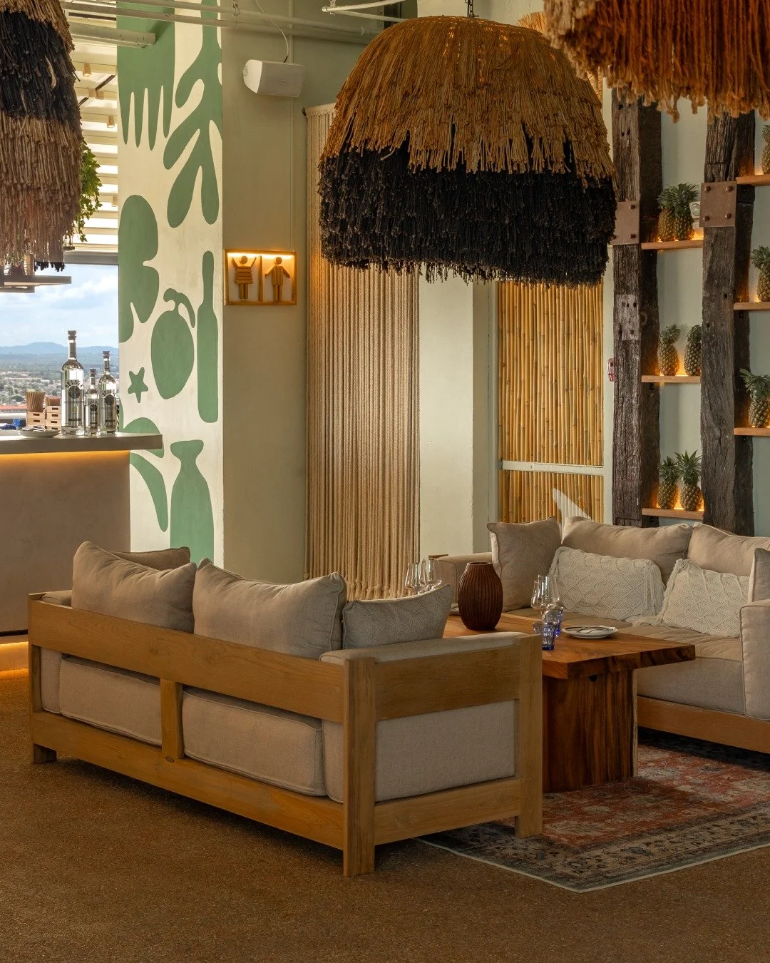 Soft light, warm wood, and the calm of bamboo.

Every detail here is meant to slow you down.

Barb&ugrave; is where laid back days flow seamlessly into vibrant nights. With its playful bamboo design, open kitchen, lively bar, and communal spirit, Bar