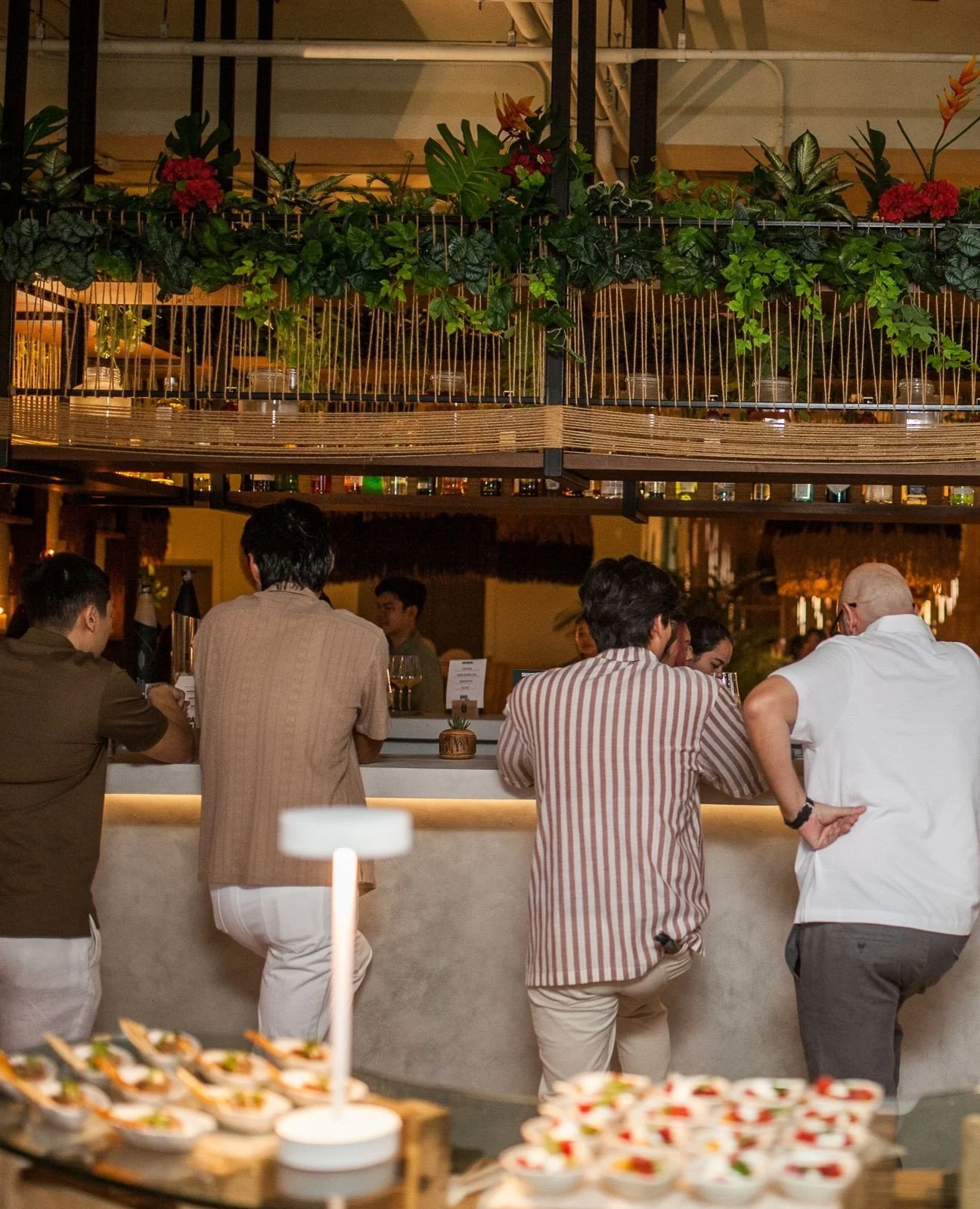 Evenings unfold naturally at the bar.⁠
⁠
Soft light, crafted drinks, and conversations that linger &mdash; this is Barbu, after dark.⁠
⁠
Book now via Line: @siamatsiampattaya or link via bio⁠
⁠
#Barb&ugrave;Pattaya #SunsetAtBarb&ugrave; #Barb&ugrave;