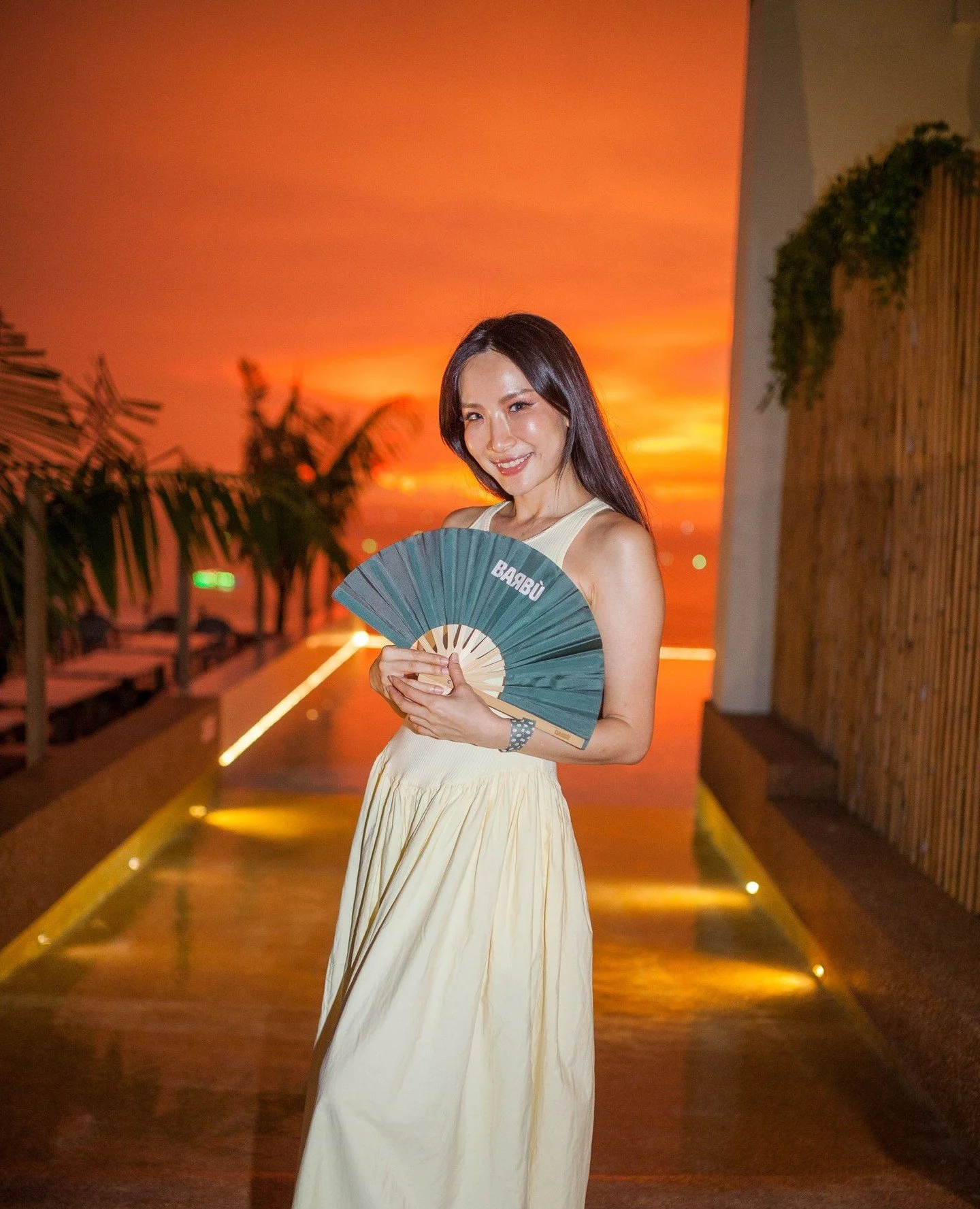 When the sky turns amber, the night begins.⁠
An evening designed with quiet sophistication at Barb&ugrave; Pattaya.⁠