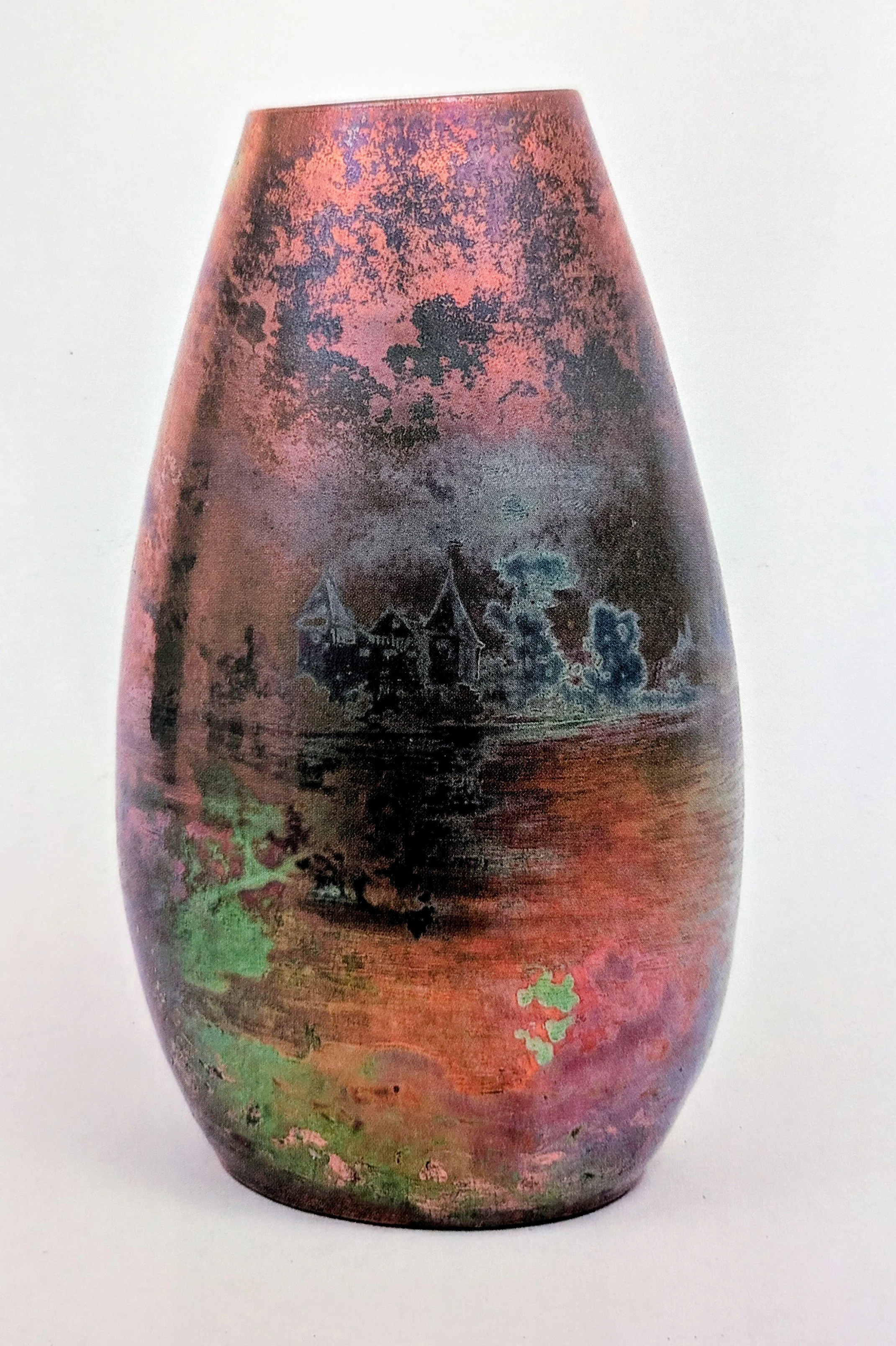 Clément Massier - fin XIXe faience lustrée vert rose violet et mordoré, décor de paysage