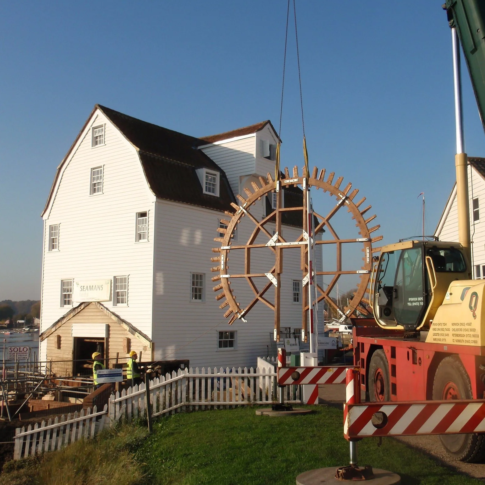 Watermill, Tide mill, Millstones, Millwright, Suffolk, Norfolk, Milling