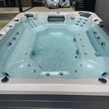 Busselton plumber spa.jpeg