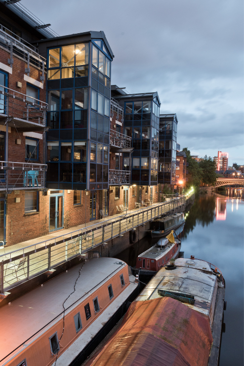 fbe leeds walk vert.png