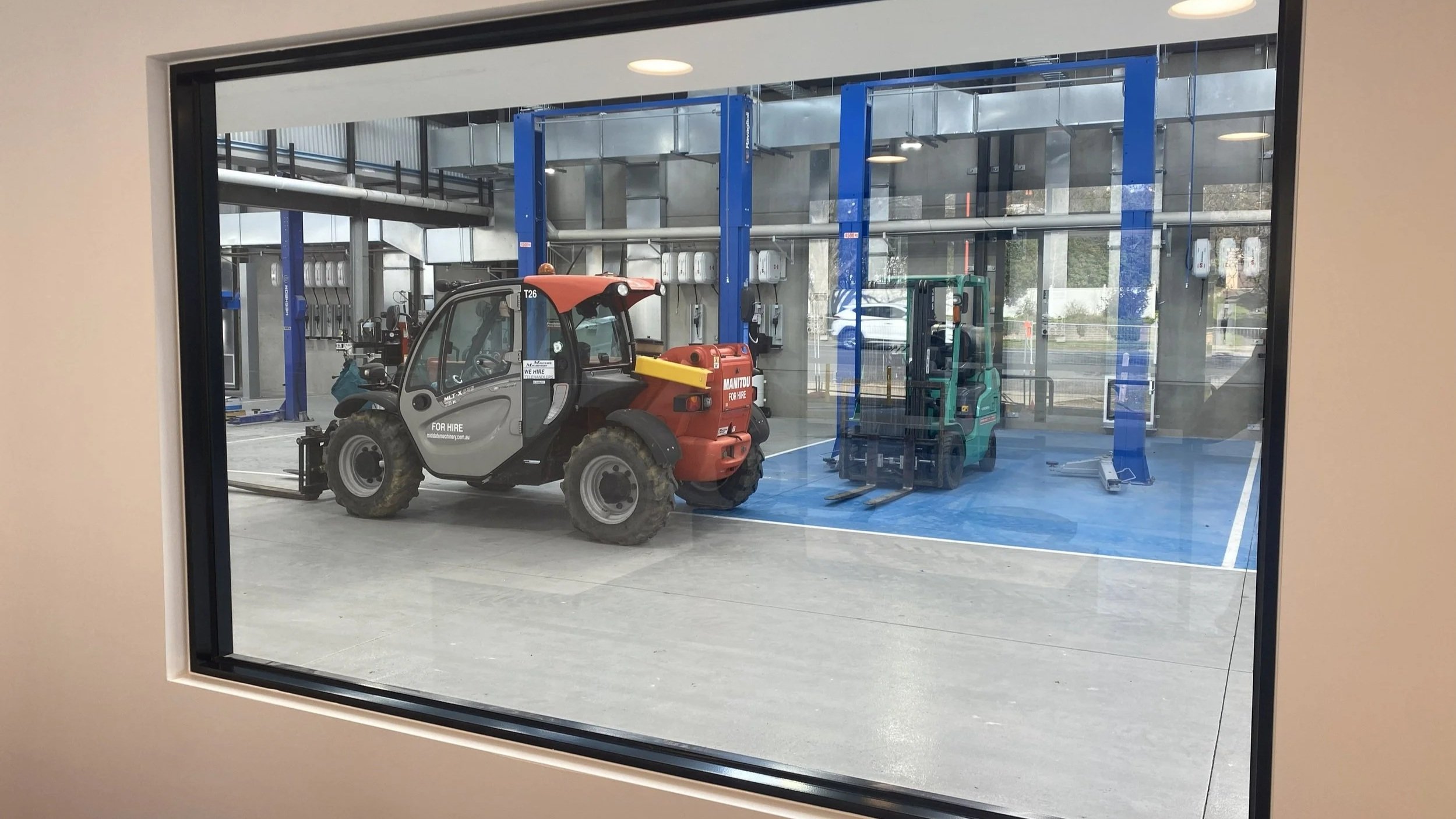 Silicone caulking sealant Melbourne