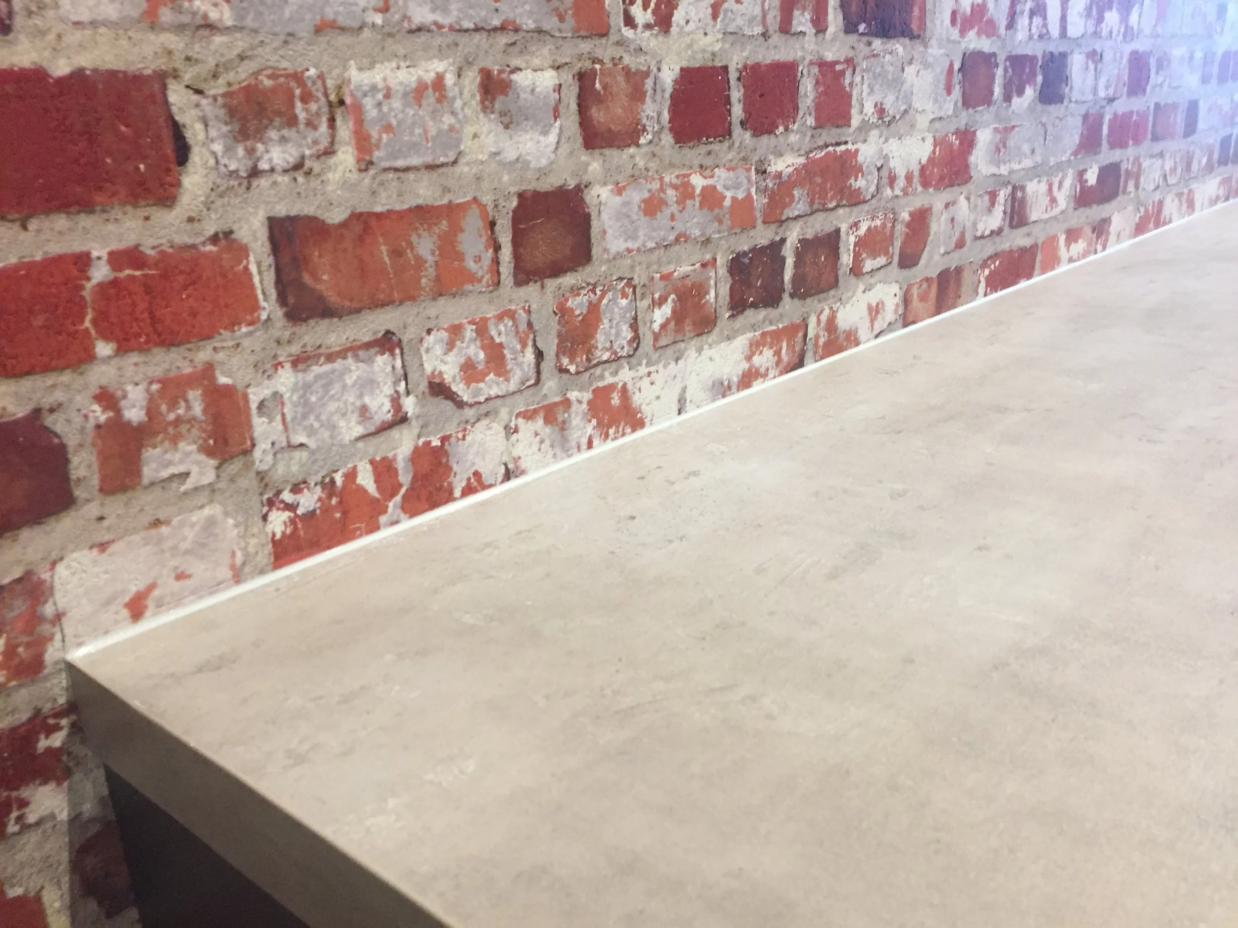 Silicone caulking sealant