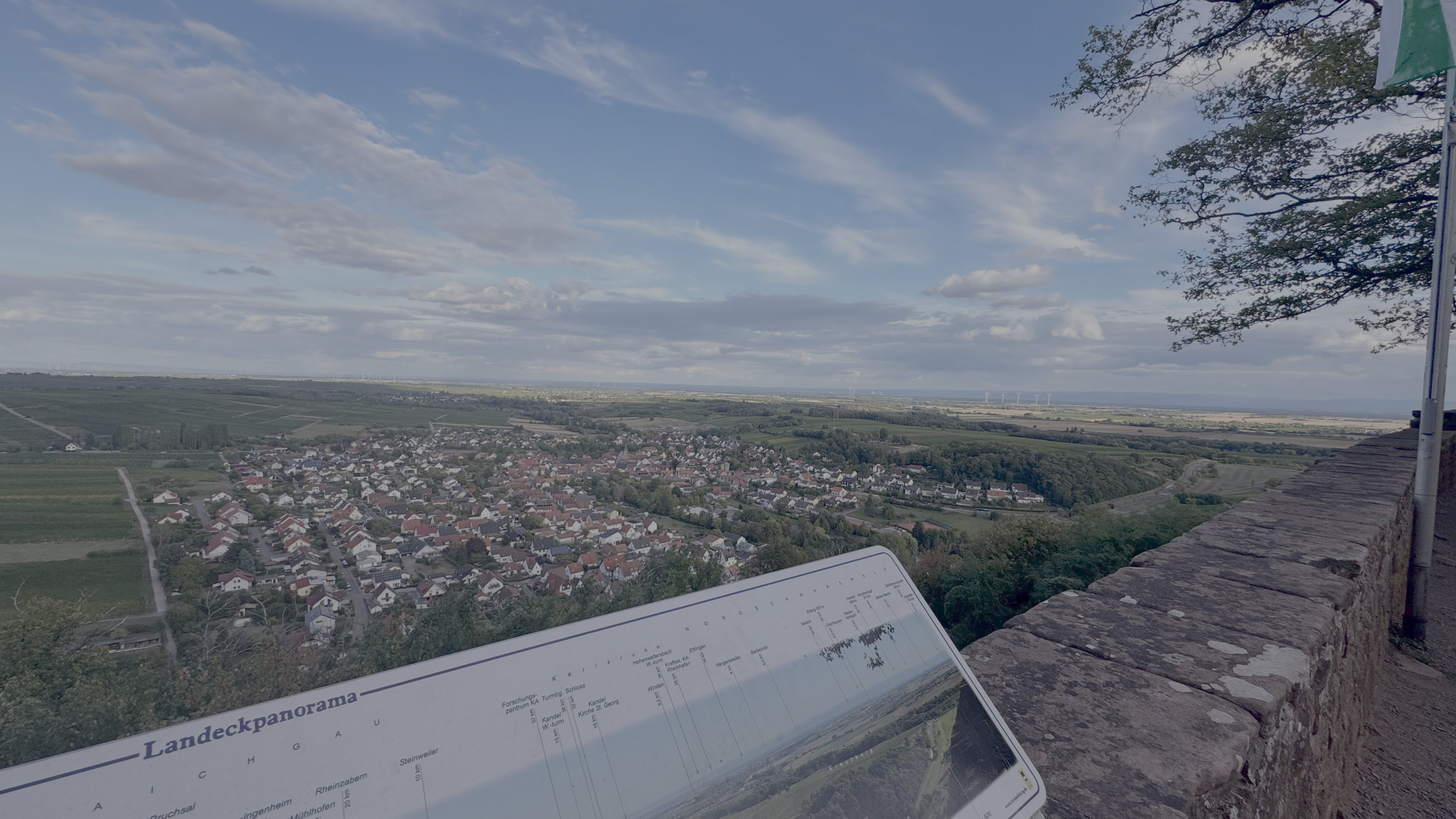 Burg landeck .png