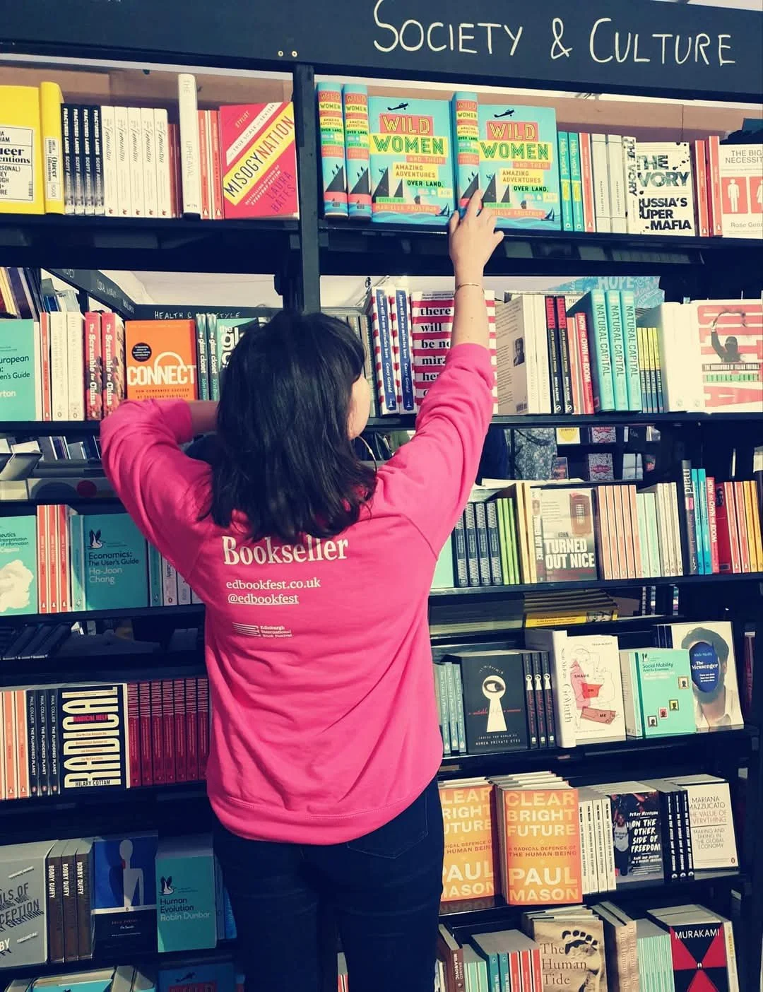 aurore in context working in a bookshop in Scotland