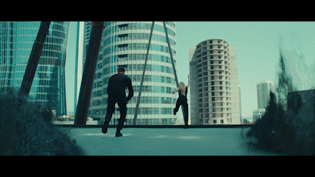 experience abu dhabi x chris hemsworth