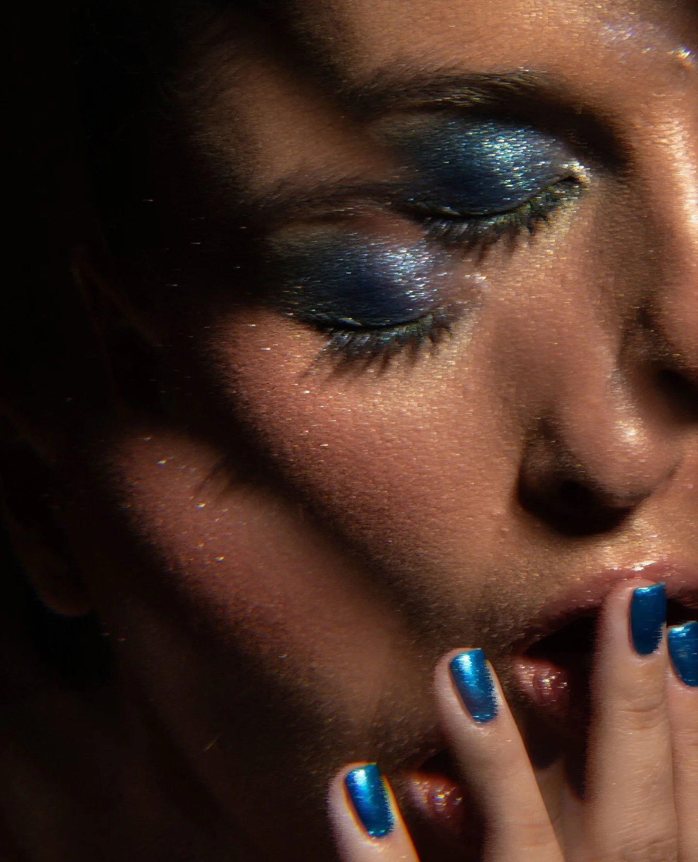 Pulsing beats, luminous tones and the kind of energy that carries you through till late. Step into the rhythm and join us at Galaxy Bar.⁠
⁠
#galaxybarcocktails #signaturecocktails #galaxybar #galaxybardxb