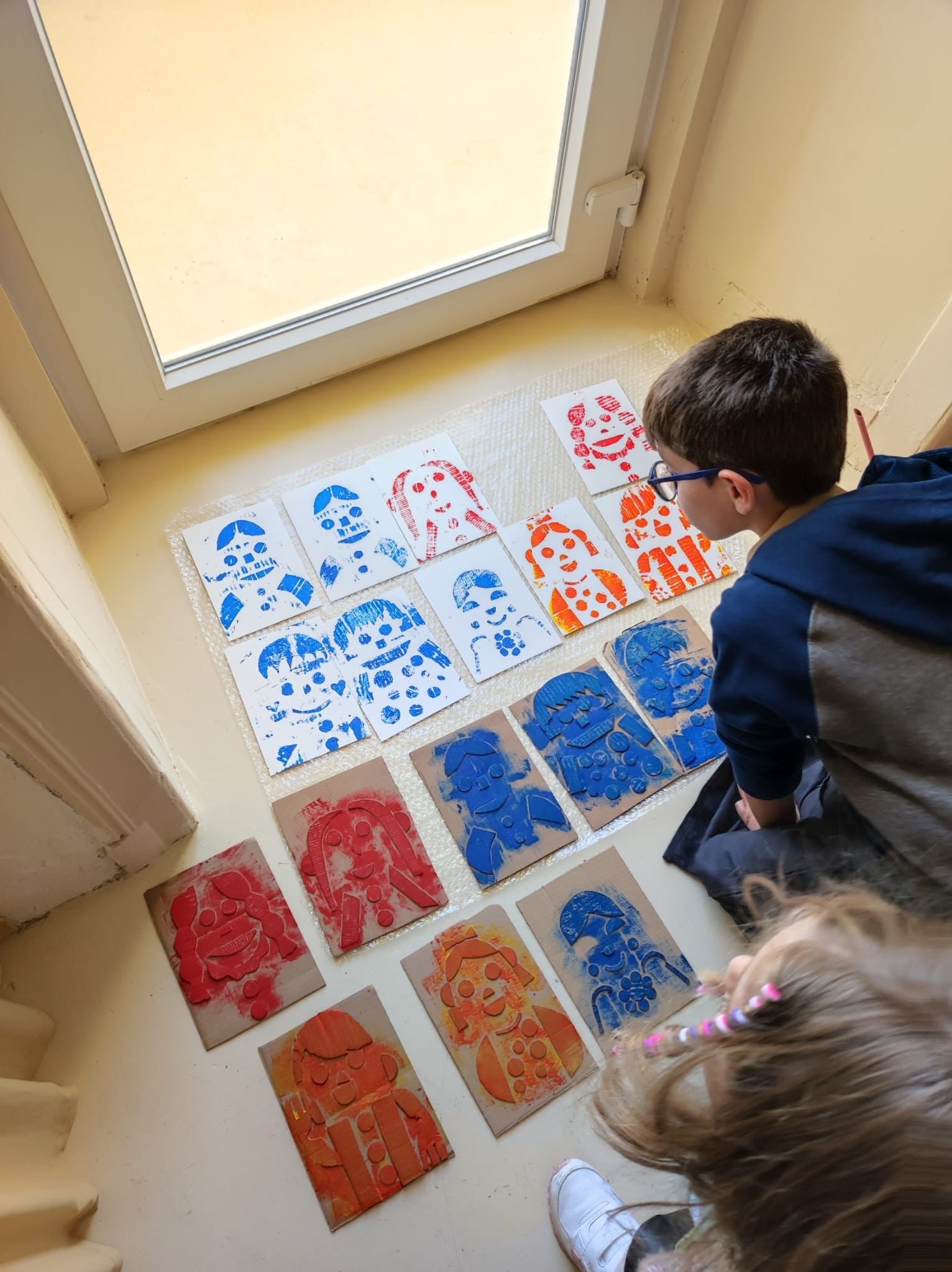 caras caritas e caretas oficina de colografia