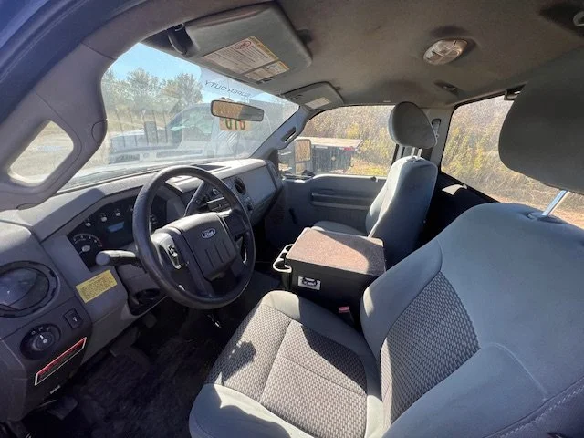 F-350 #16 Inside.jpg