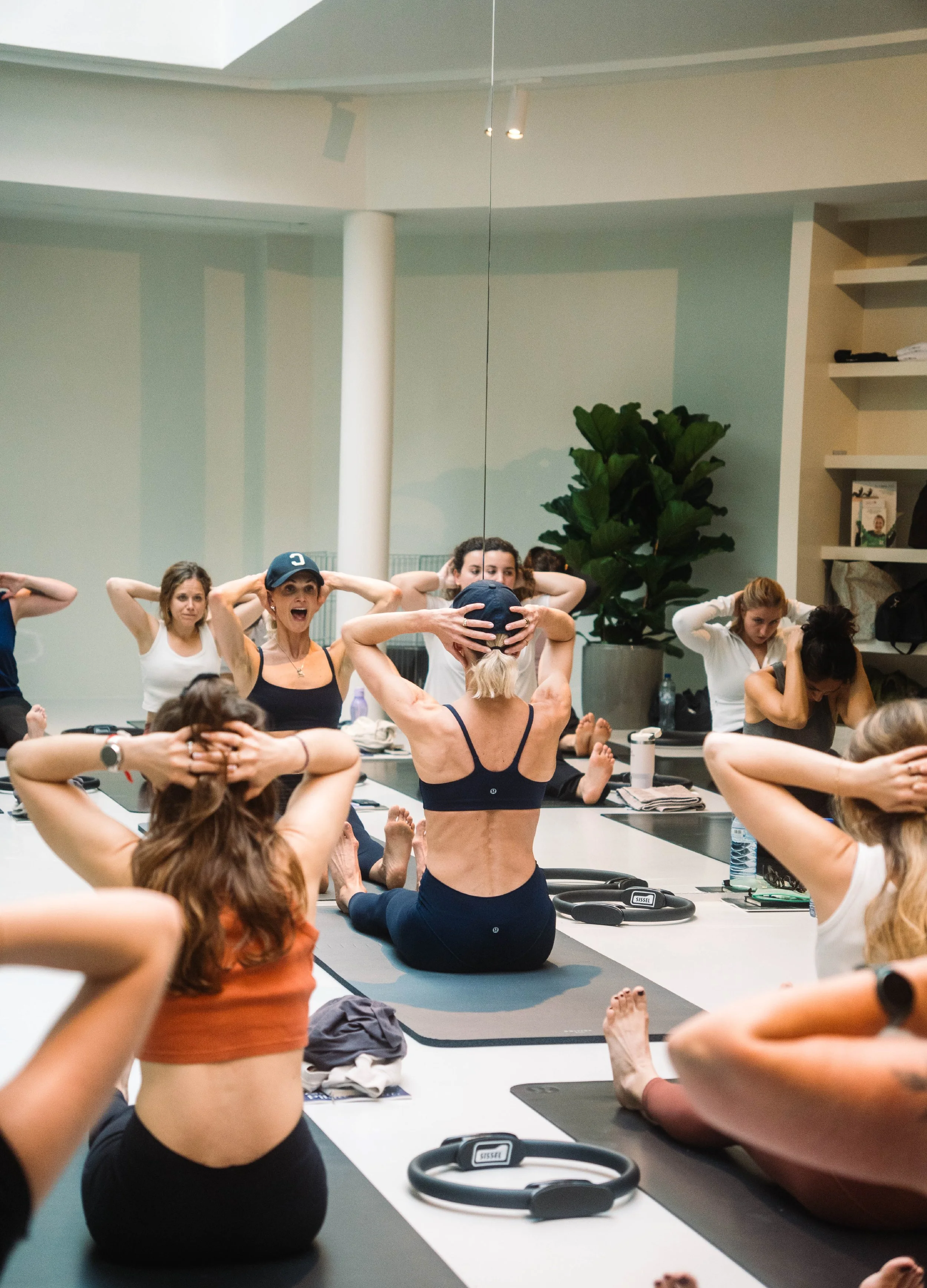 celinecorecrew-trainings-oriane-verstraeten-badhaus-zurich-02.jpg