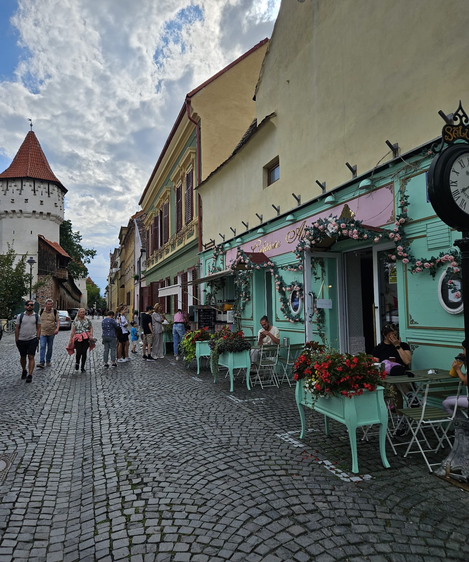 WhatsApp Image 2025-09-24 at 15.08.36.jpeg