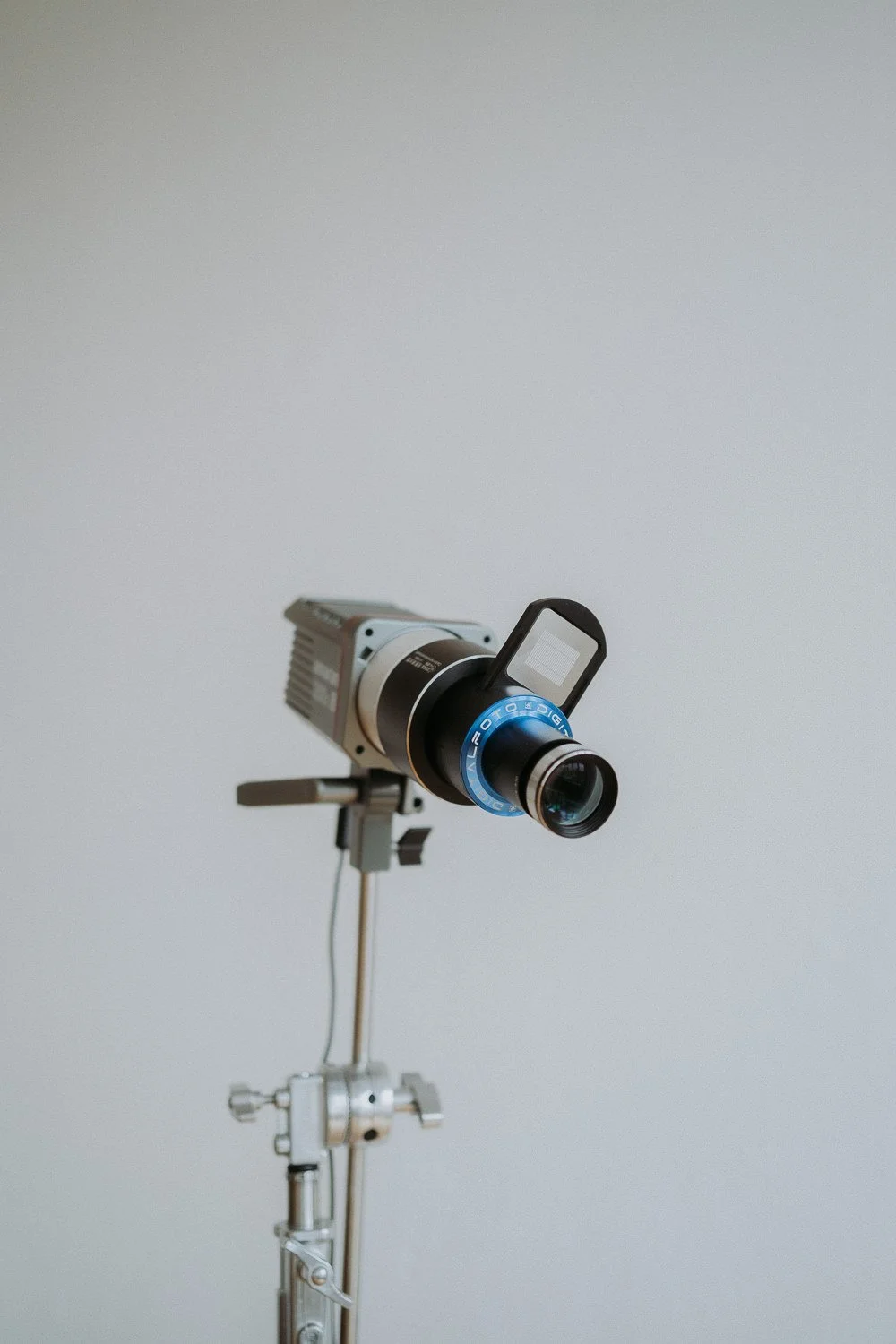 Gobo-Projektor mit 4 Farbgelen