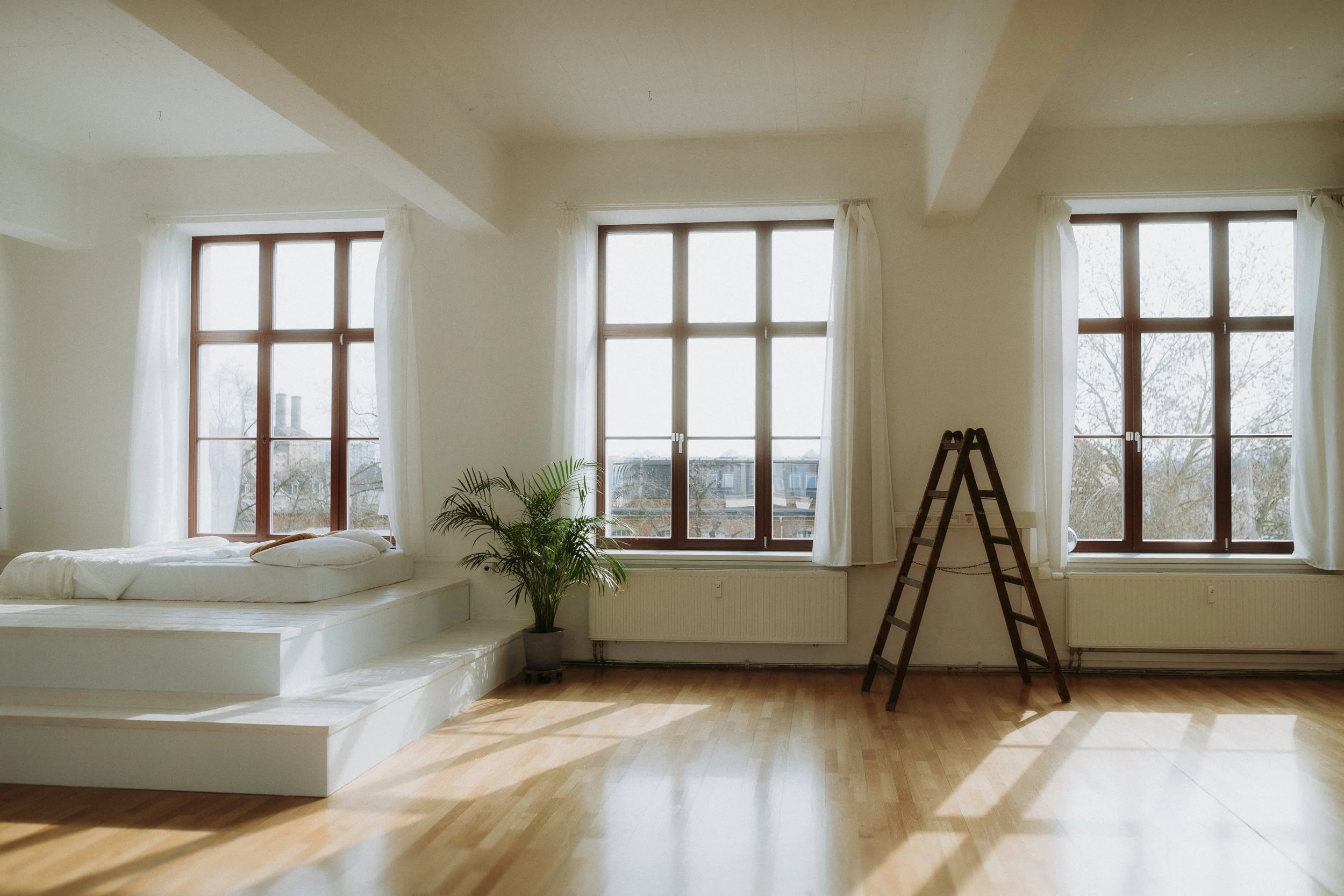 unlimited_studio_dresden-white-corner-frühling-tageslichtmietstudio-4.jpg